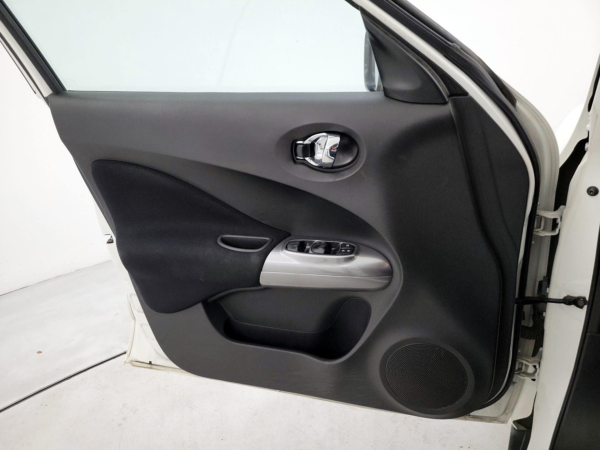 Thumbnail: 2015 Nissan Juke - 12