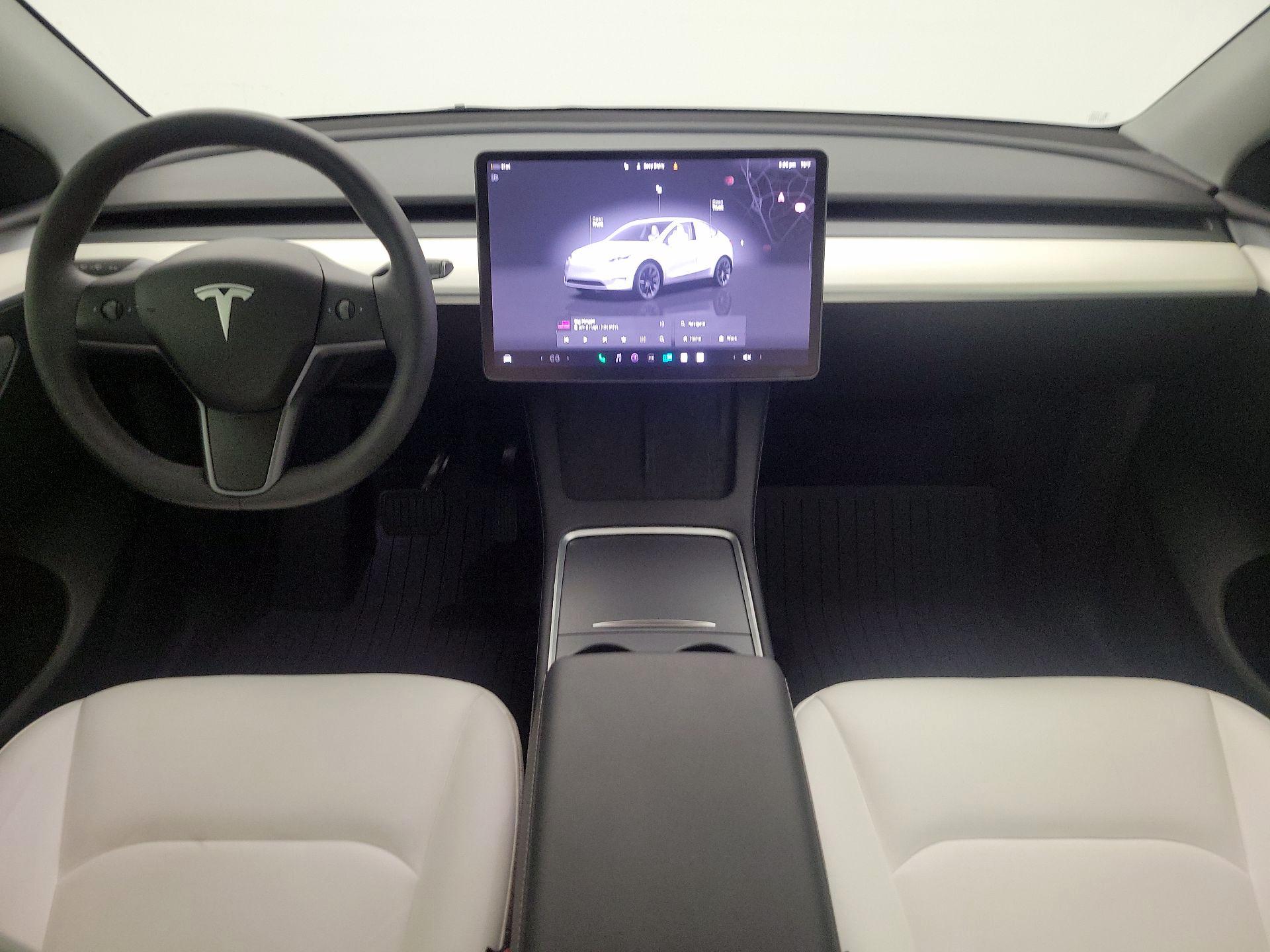 Thumbnail: 2024 Tesla Model Y - 9
