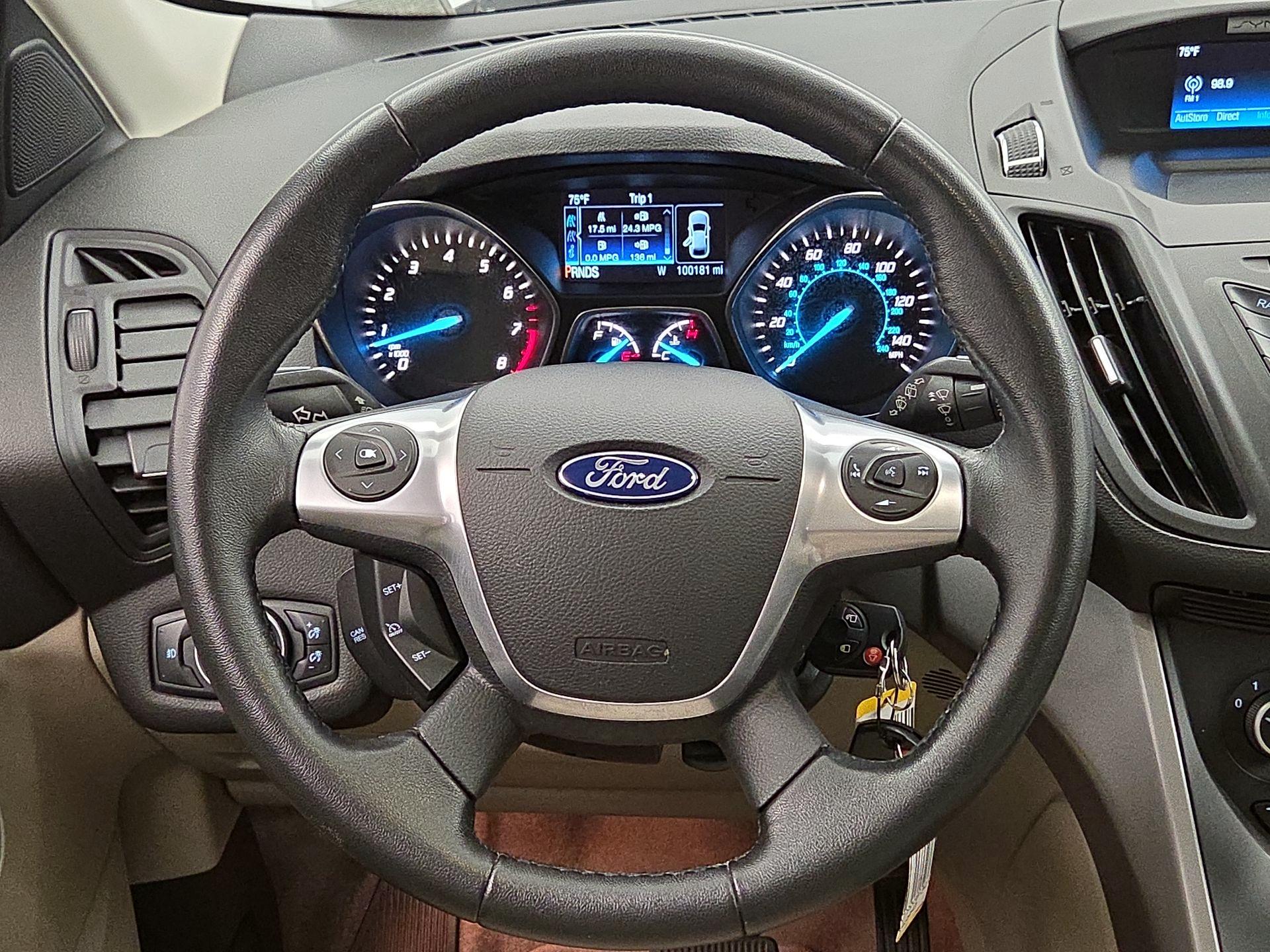 Thumbnail: 2016 Ford Escape - 10