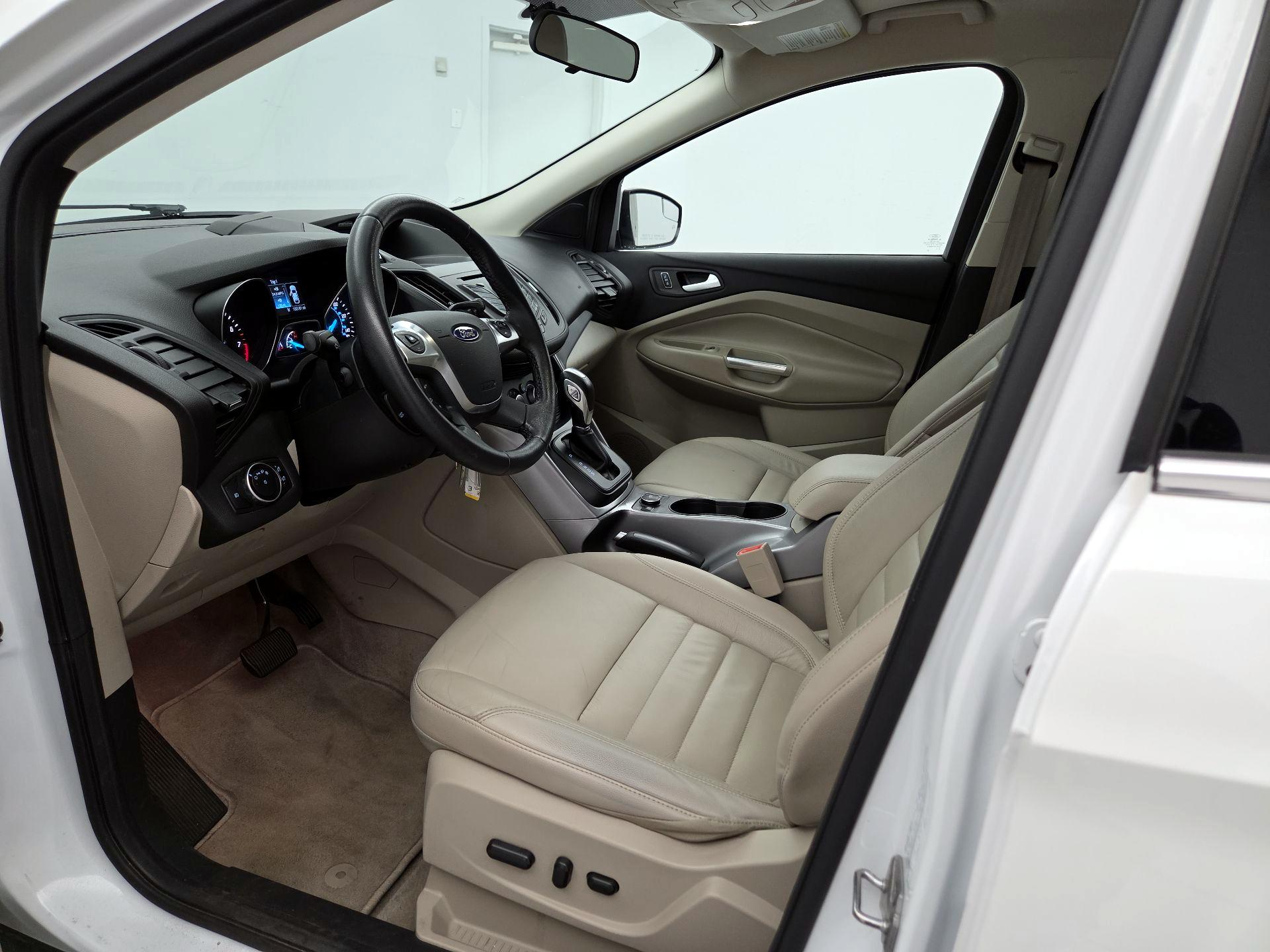 Thumbnail: 2016 Ford Escape - 11