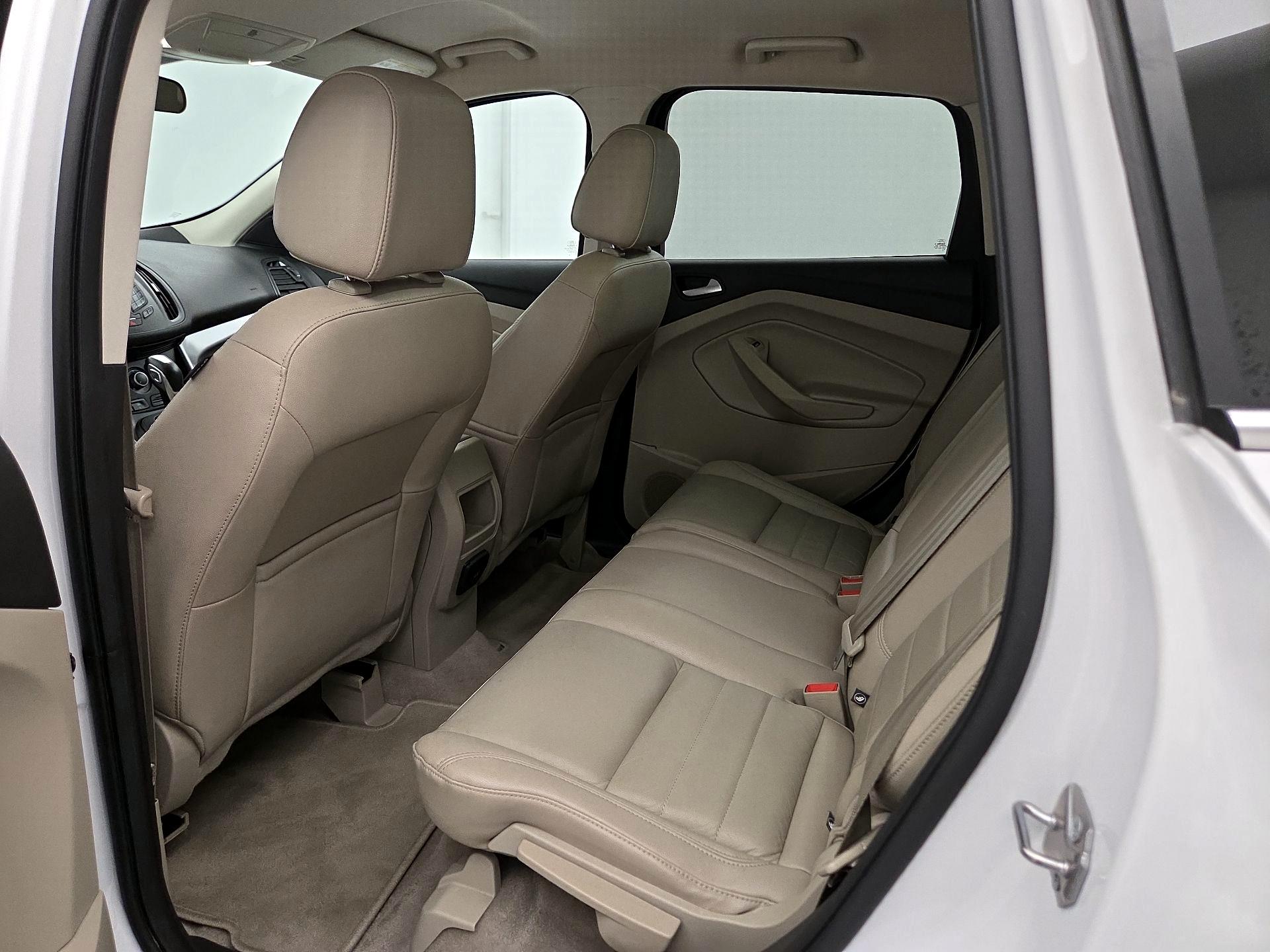 Thumbnail: 2016 Ford Escape - 18