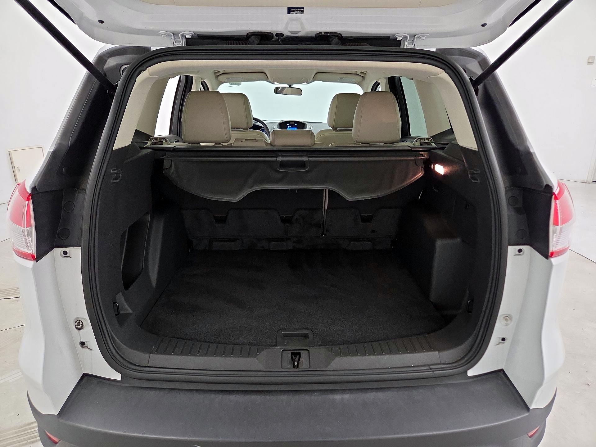 Thumbnail: 2016 Ford Escape - 19