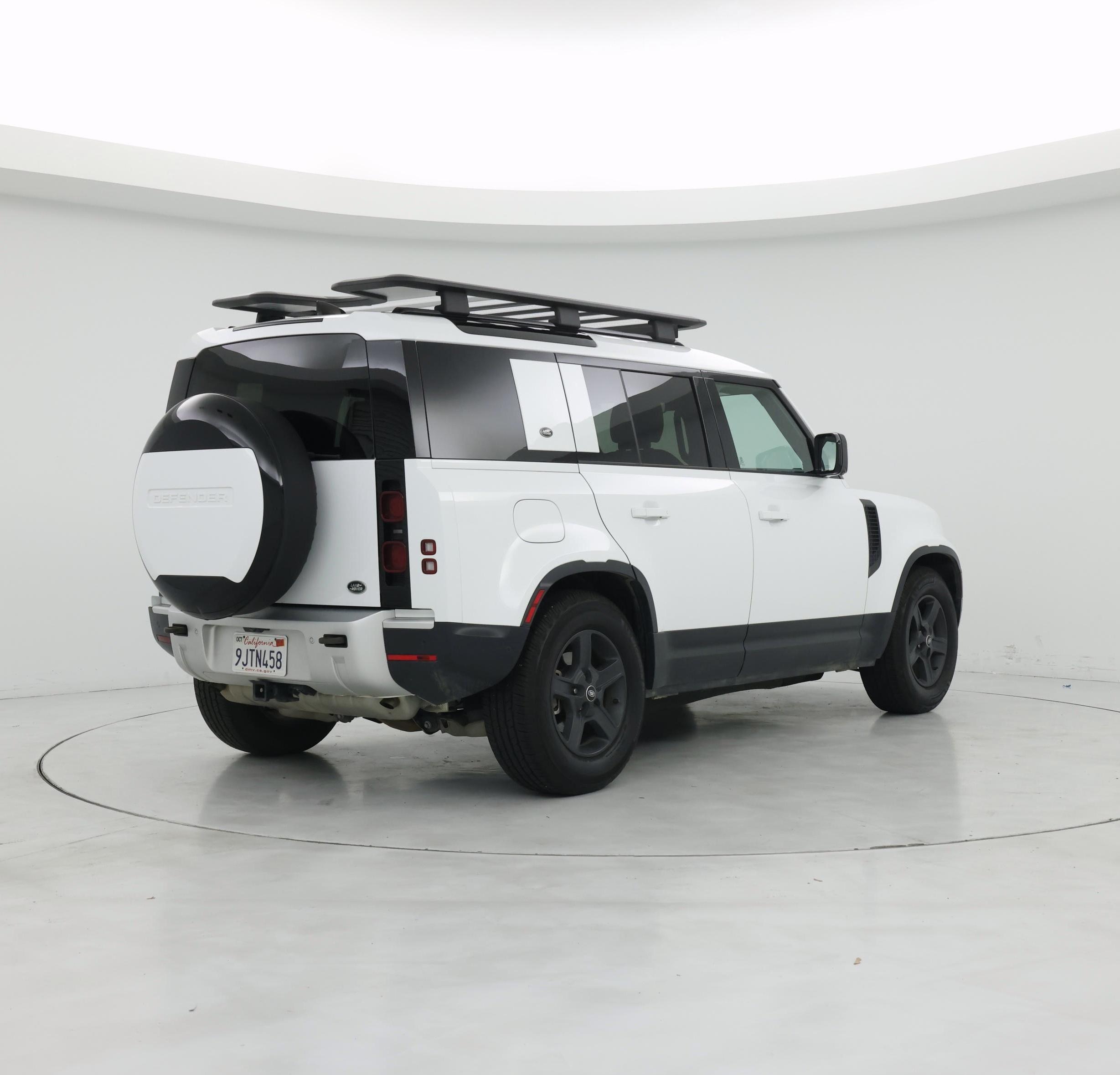 Thumbnail: 2023 Land Rover Defender - 8