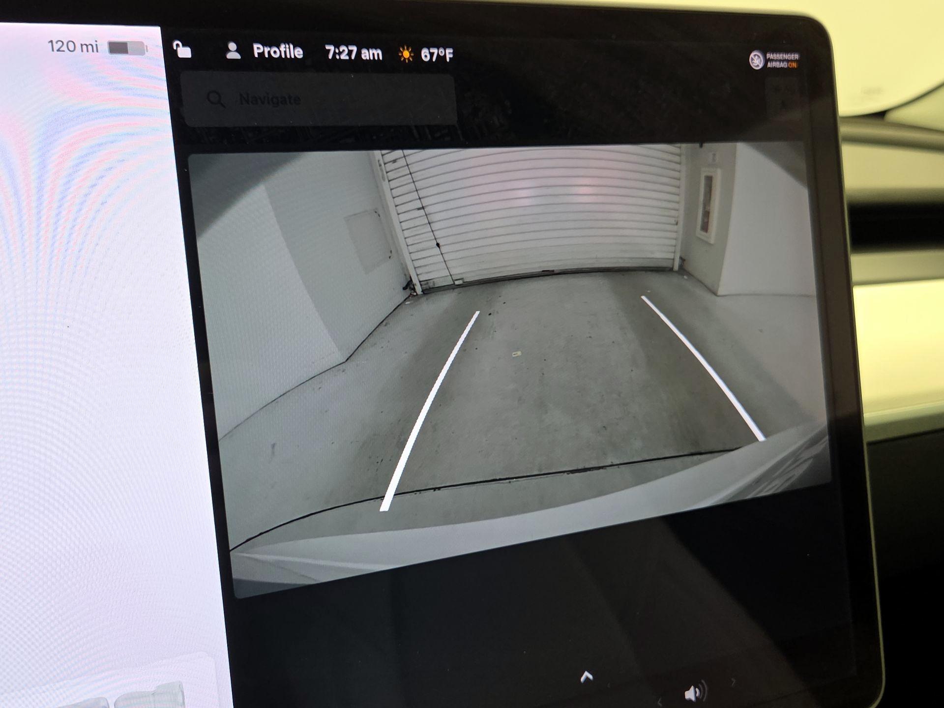 Thumbnail: 2021 Tesla Model 3 - 14