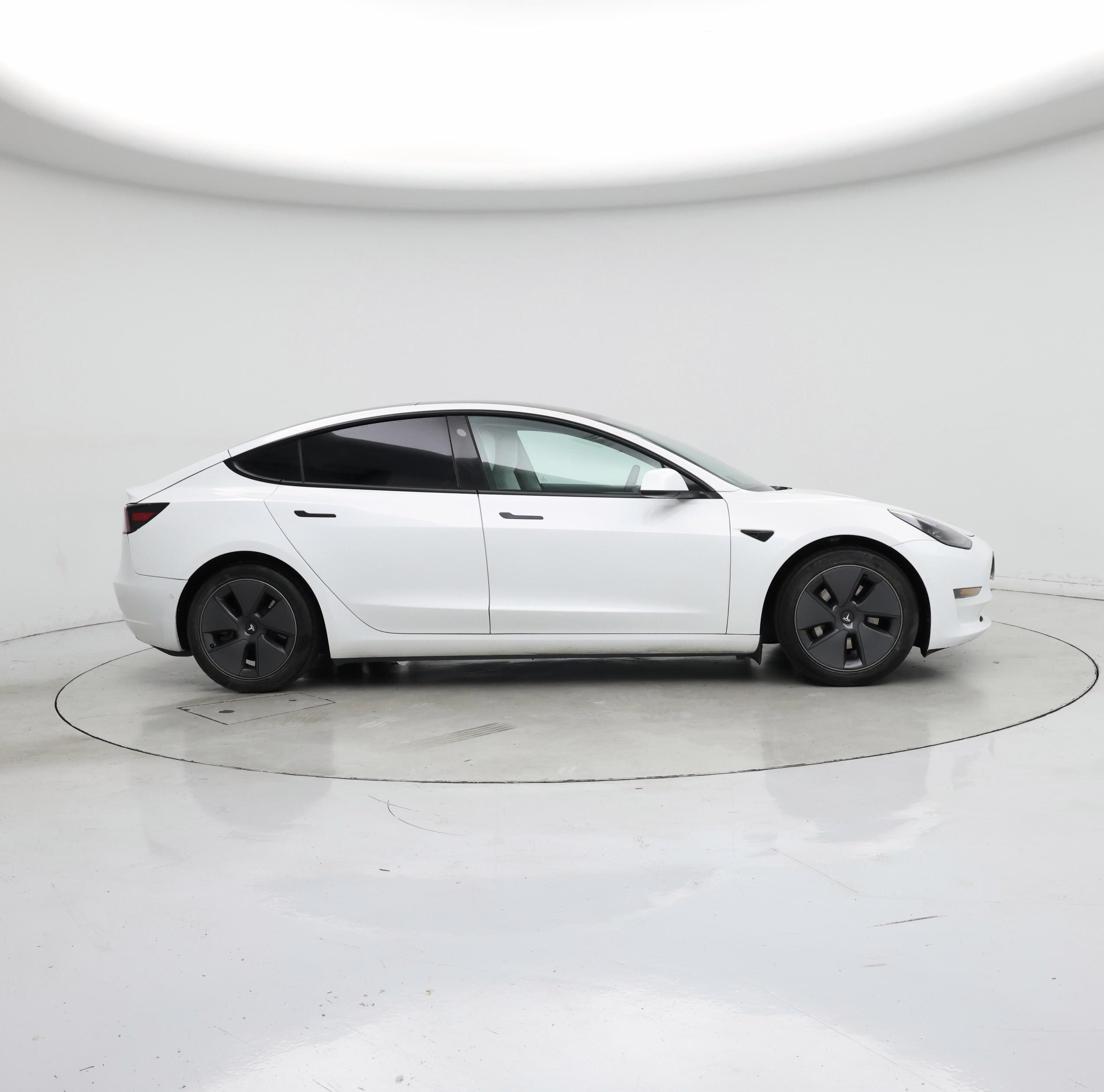 Thumbnail: 2021 Tesla Model 3 - 7