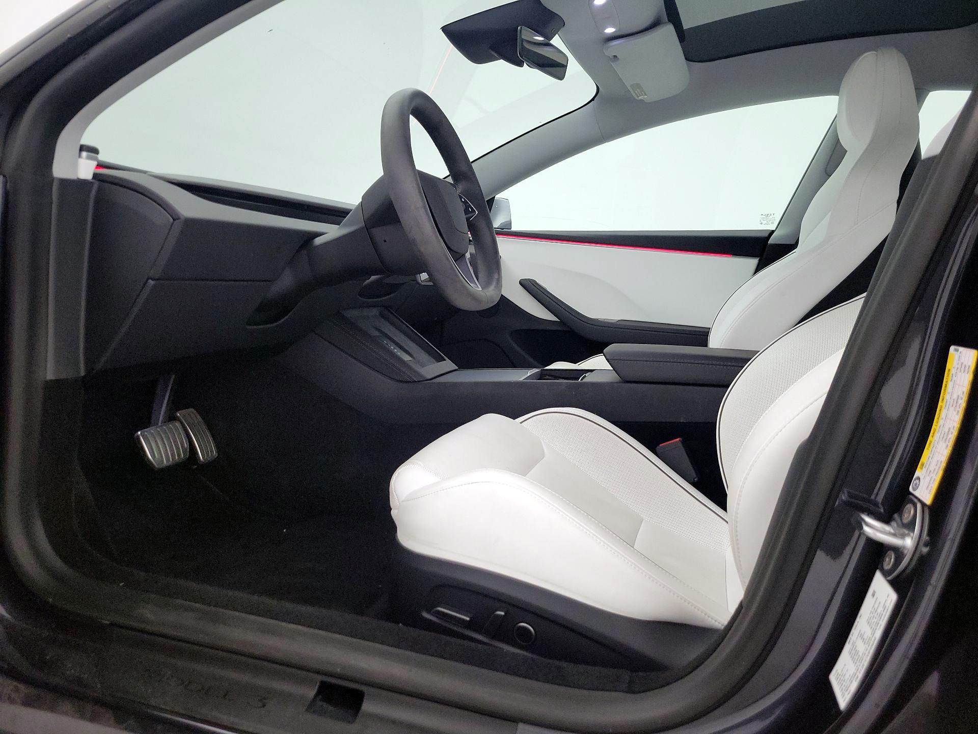 Thumbnail: 2024 Tesla Model 3 - 11