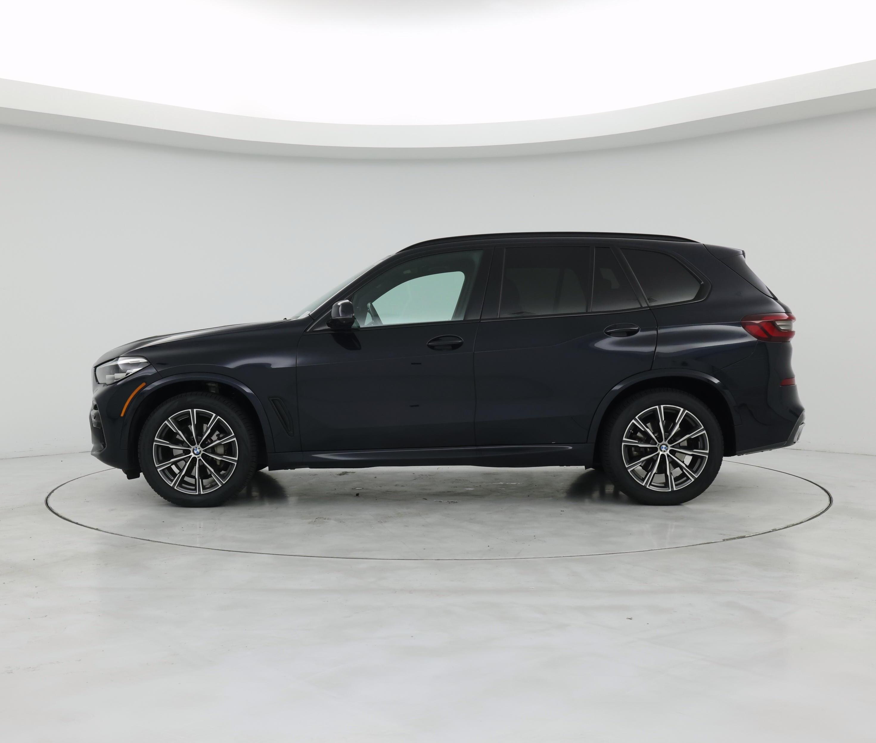 Thumbnail: 2023 BMW X5 - 3