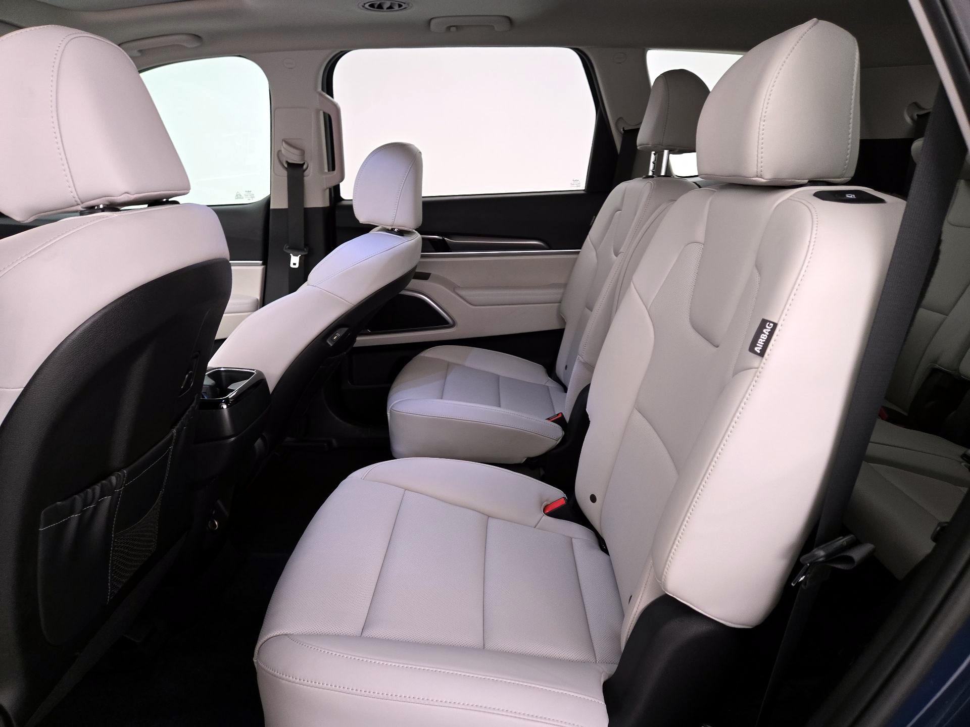 Thumbnail: 2024 Kia Telluride - 19