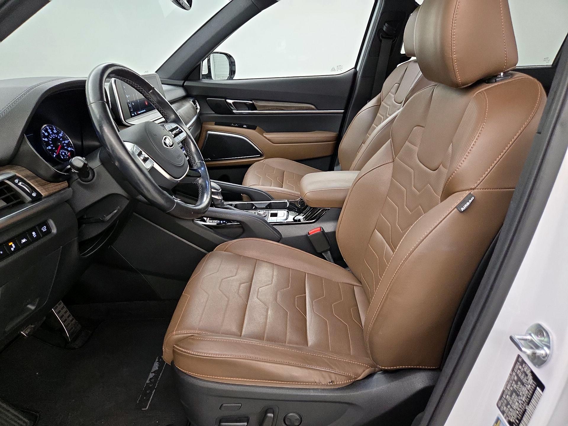 Thumbnail: 2020 Kia Telluride - 11