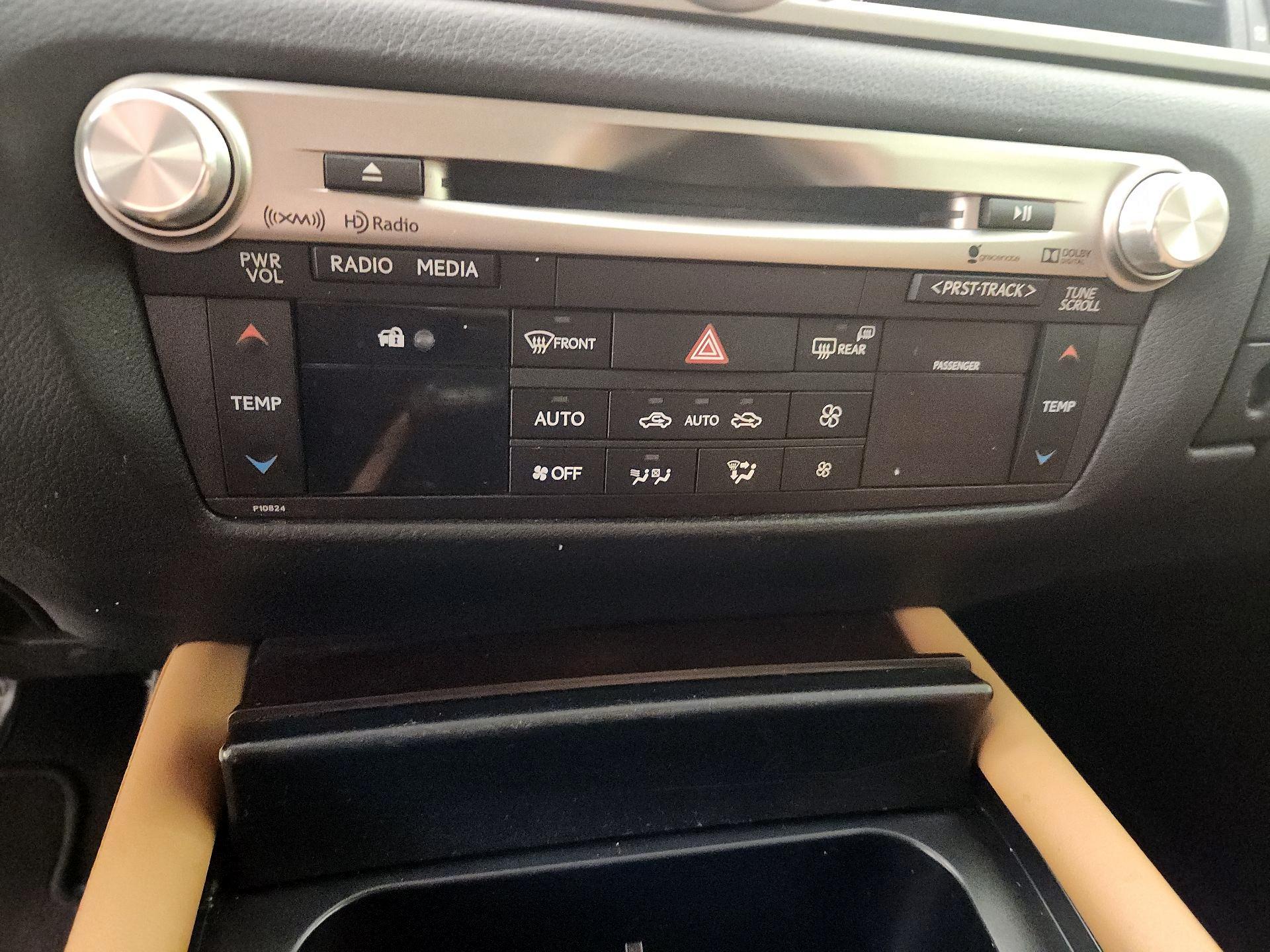 Thumbnail: 2015 Lexus GS - 16