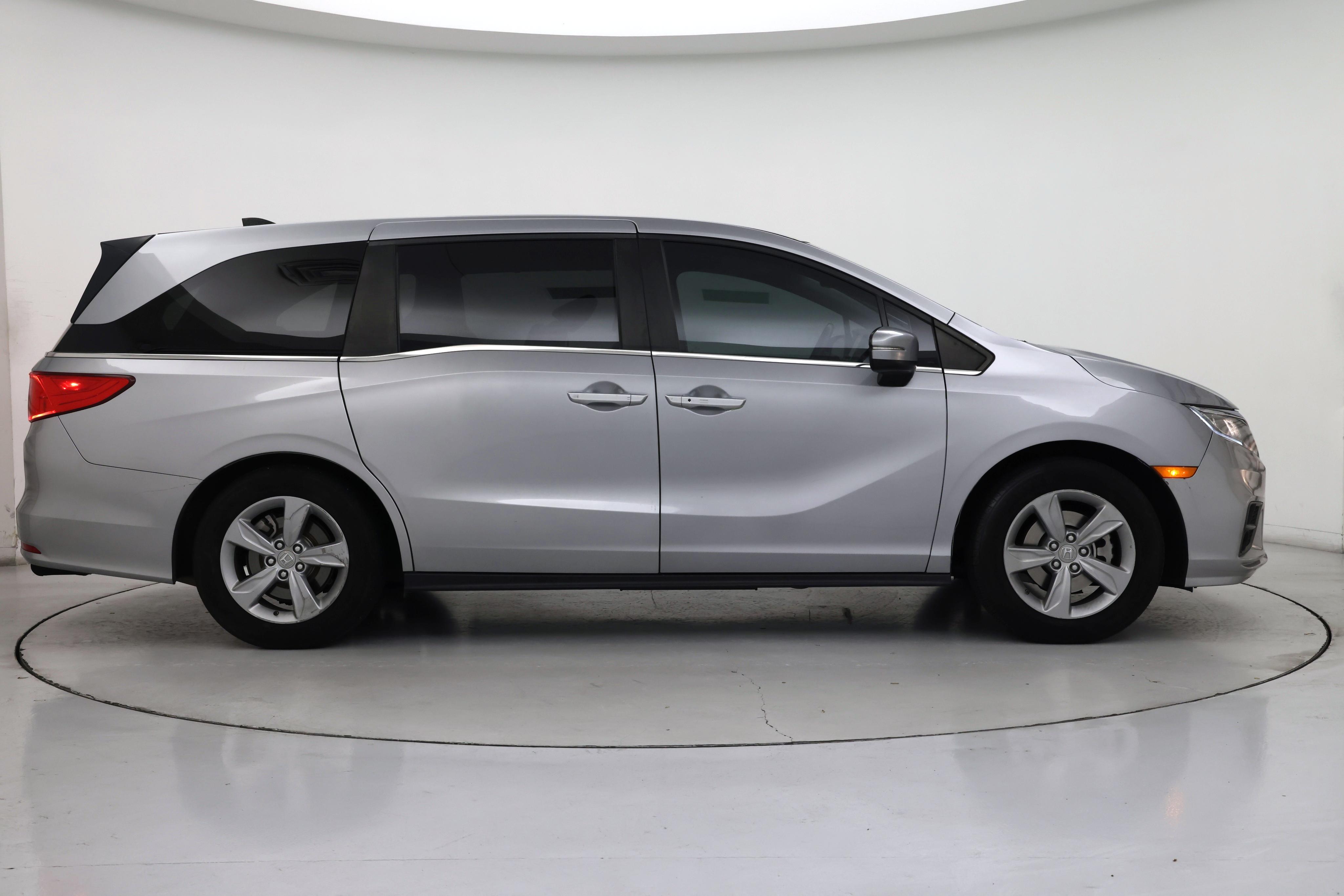 Thumbnail: 2018 Honda Odyssey - 7