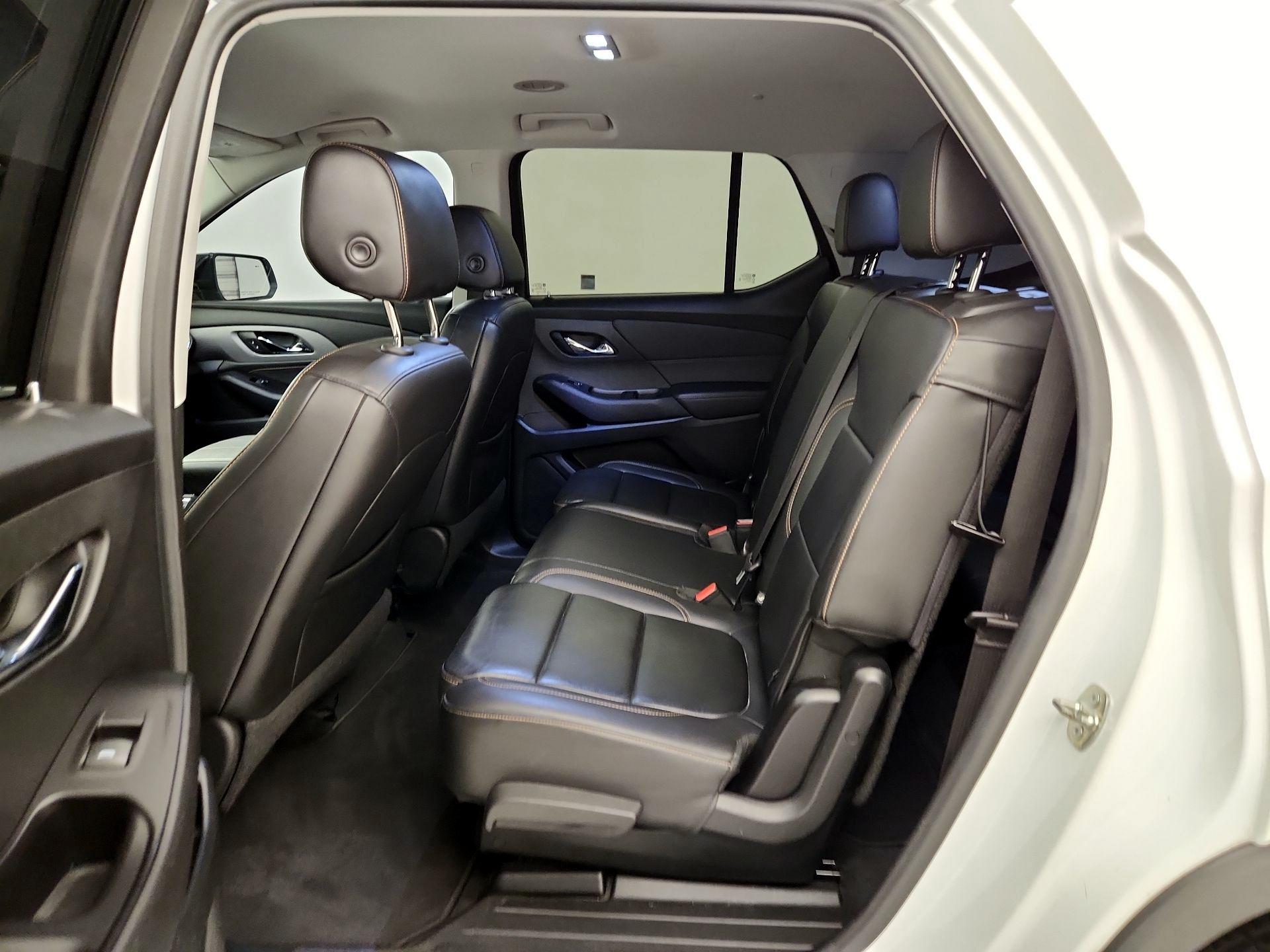 Thumbnail: 2020 Chevrolet Traverse - 19