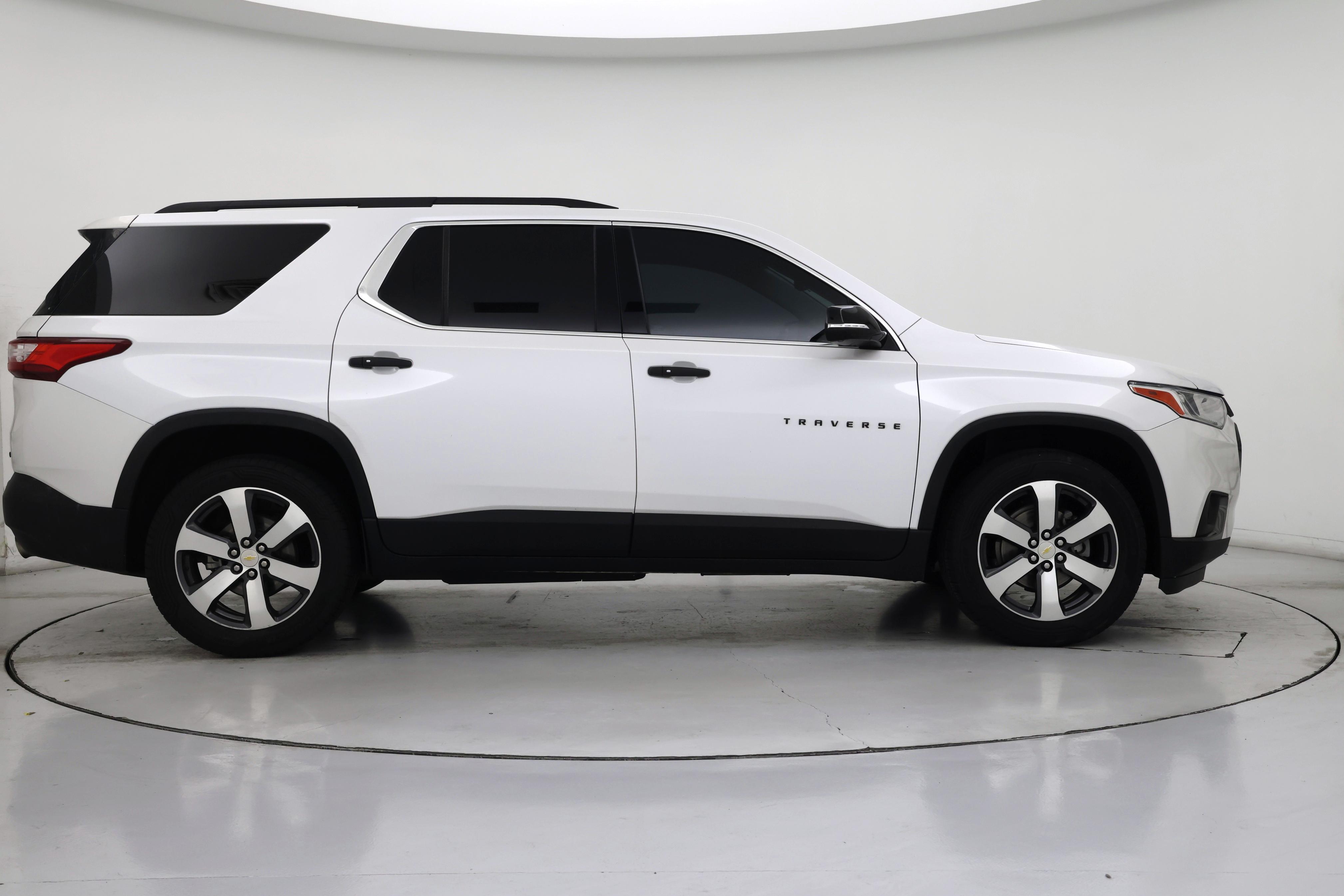 Thumbnail: 2020 Chevrolet Traverse - 7