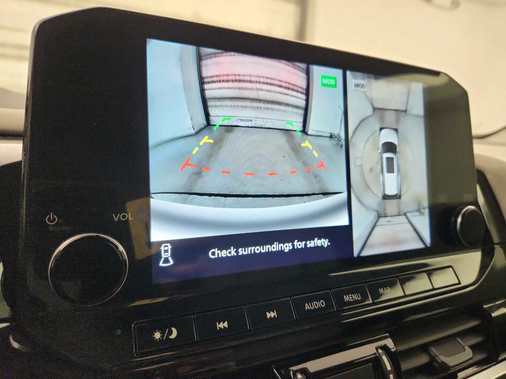 Thumbnail: 2023 Nissan Pathfinder - 14