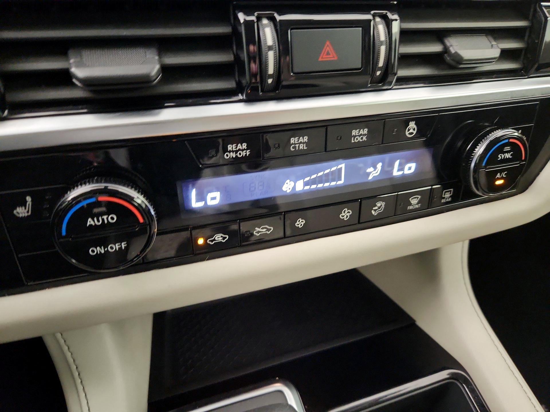 Thumbnail: 2023 Nissan Pathfinder - 16