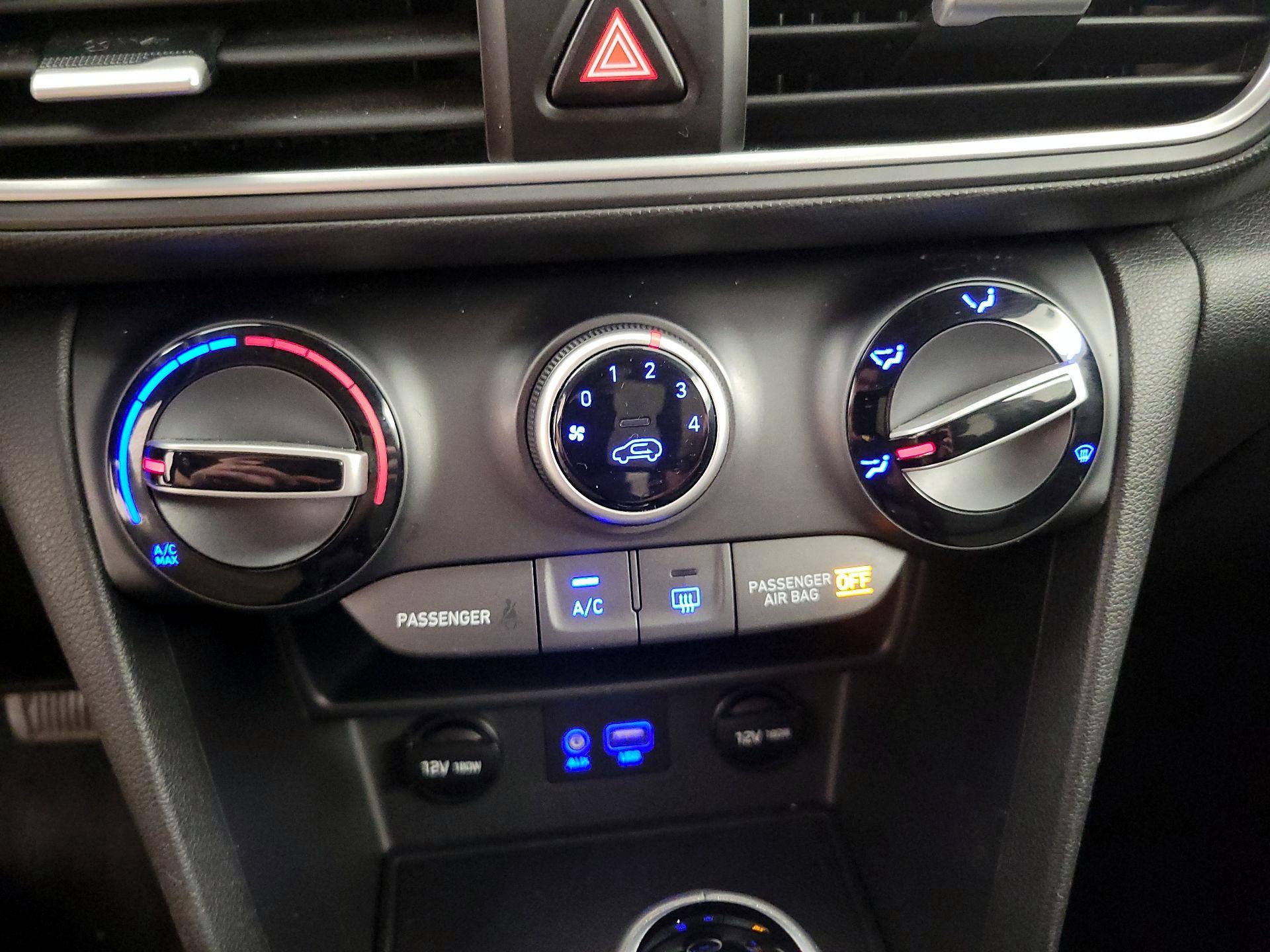 Thumbnail: 2018 Hyundai Kona - 16