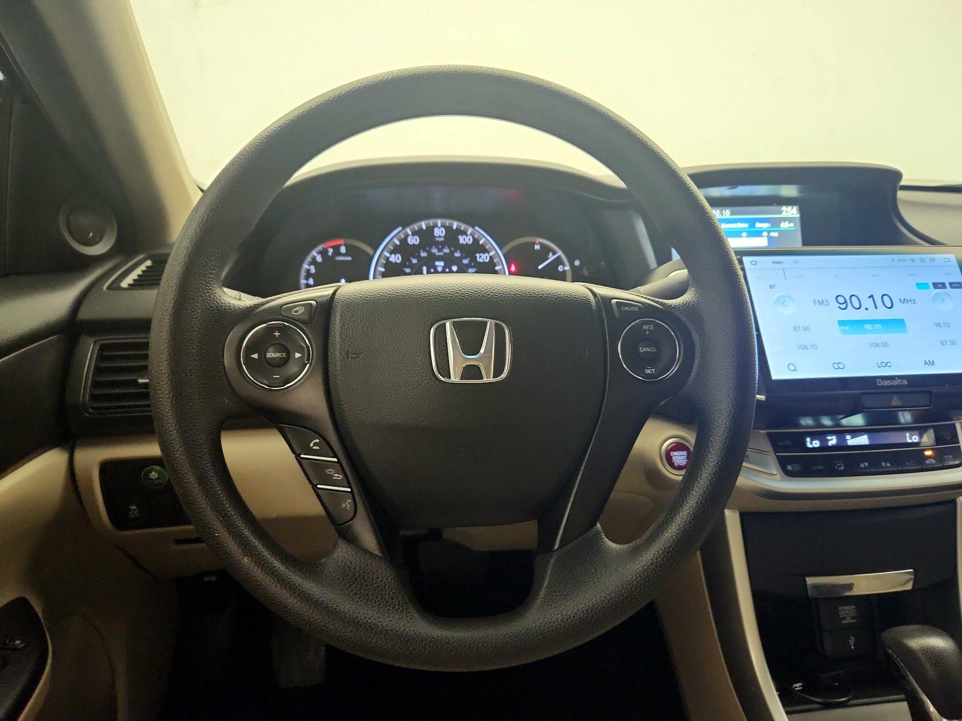 Thumbnail: 2015 Honda Accord - 10