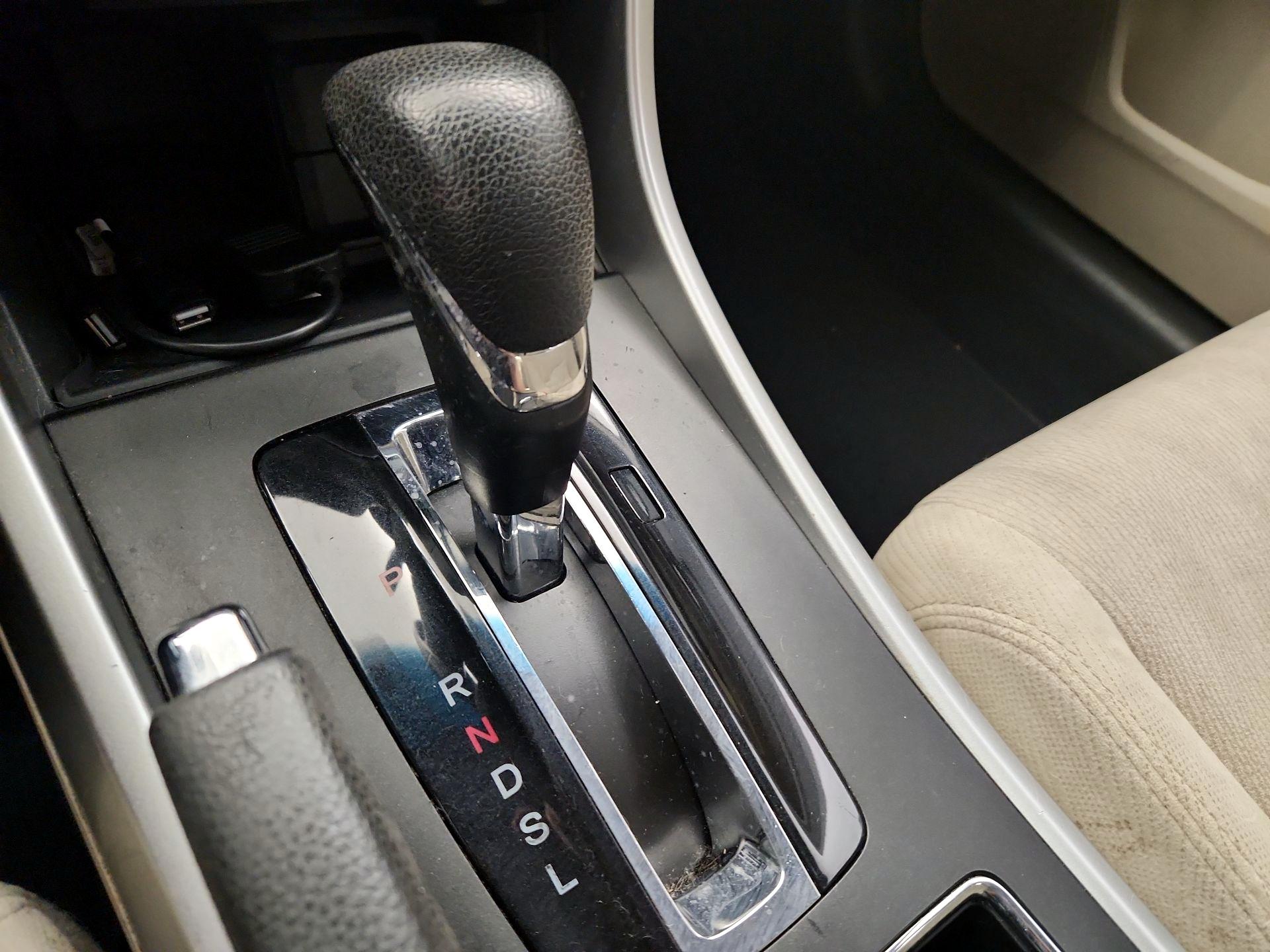 Thumbnail: 2015 Honda Accord - 17