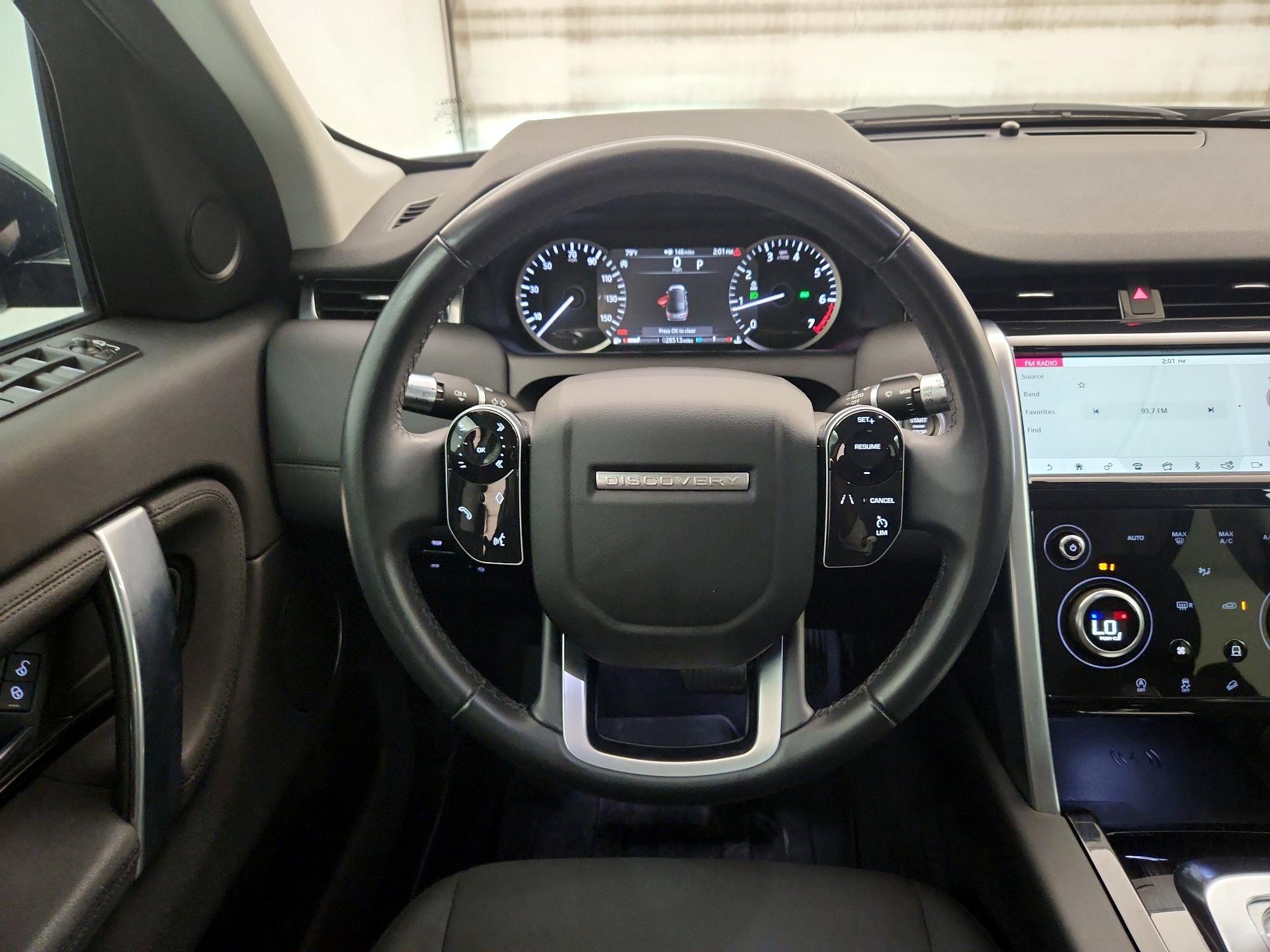 Thumbnail: 2020 Land Rover Discovery Sport - 10