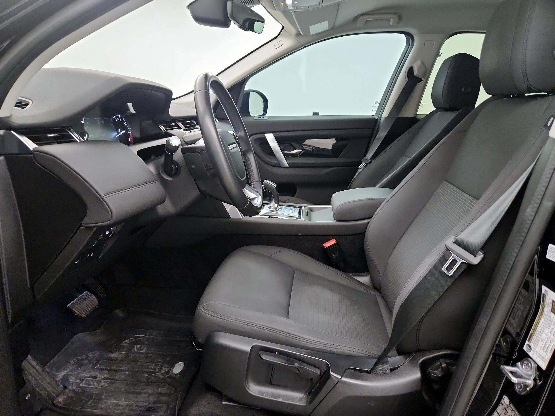 Thumbnail: 2020 Land Rover Discovery Sport - 11