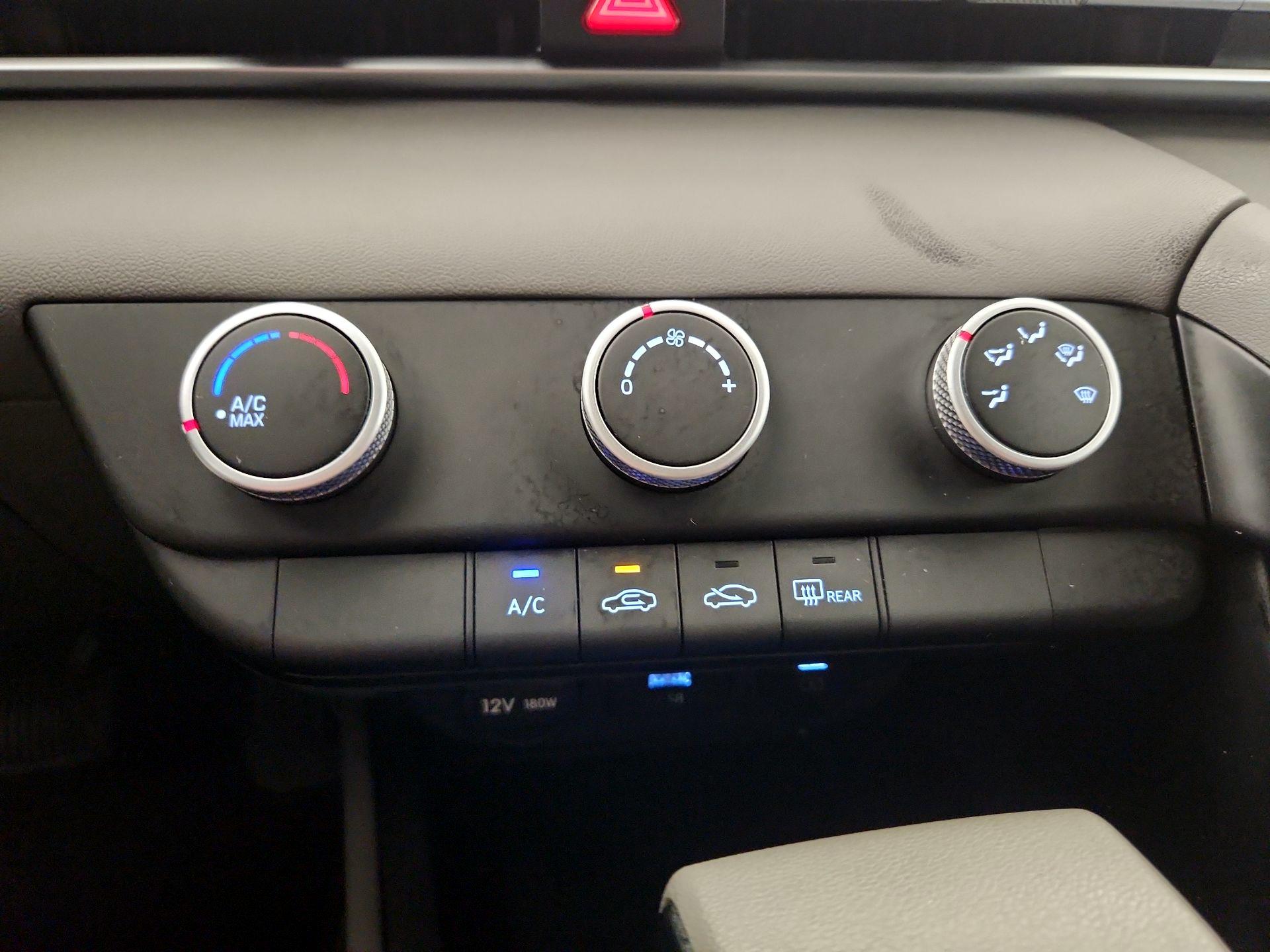 Thumbnail: 2025 Hyundai Elantra - 16