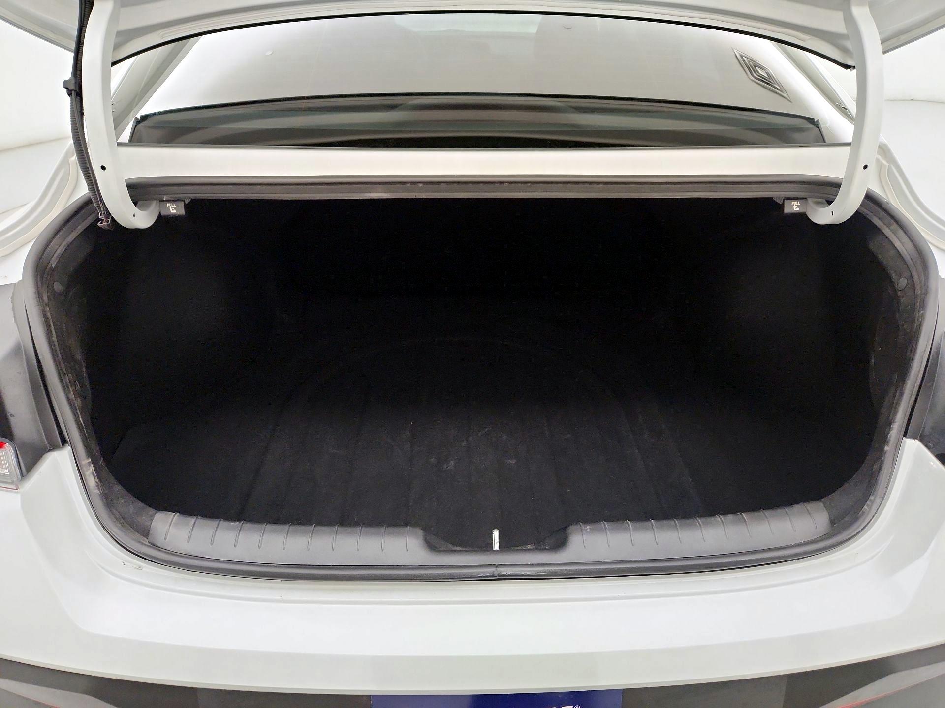 Thumbnail: 2025 Hyundai Elantra - 20