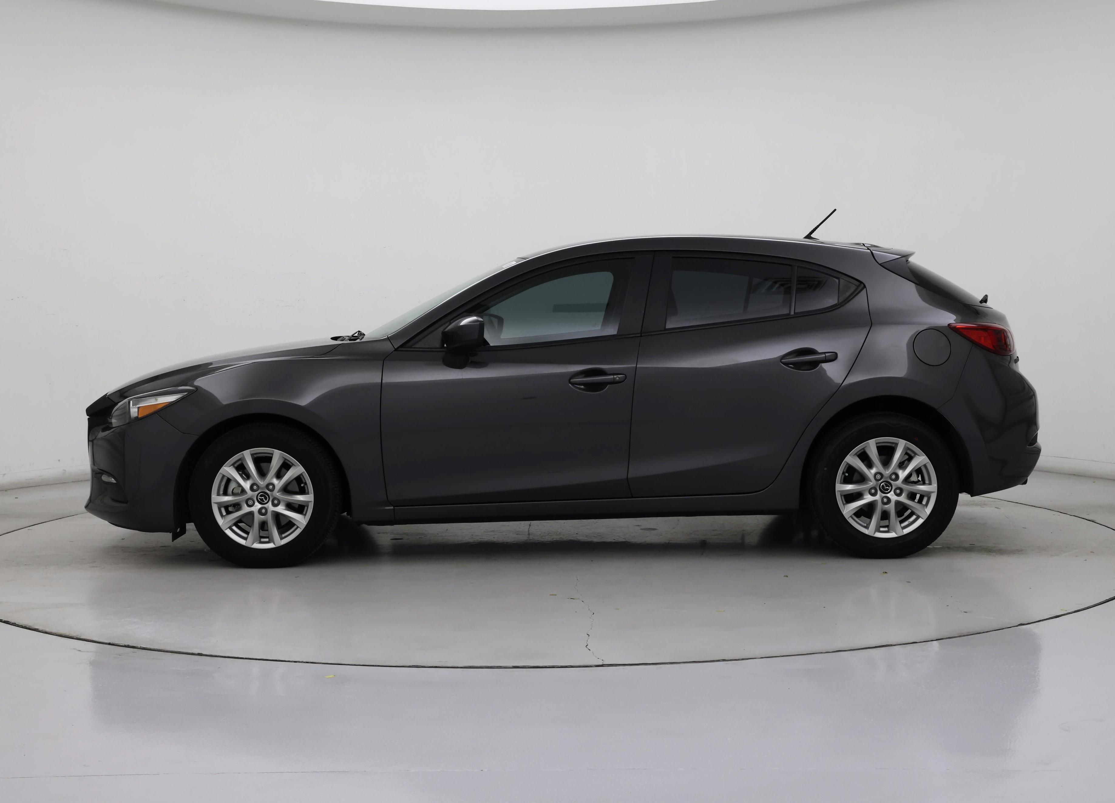 Thumbnail: 2017 Mazda Mazda3 - 3