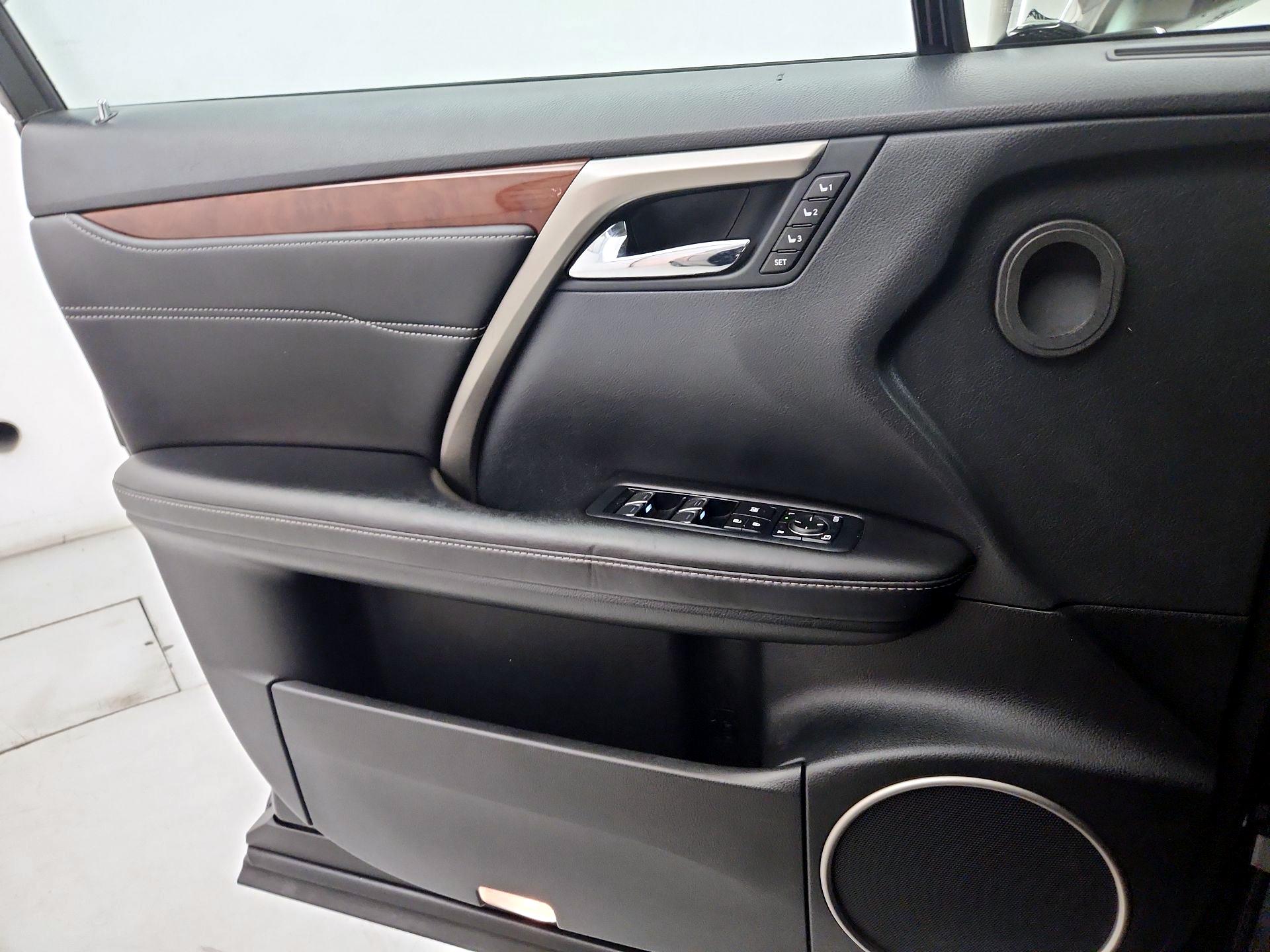 Thumbnail: 2019 Lexus RX - 12