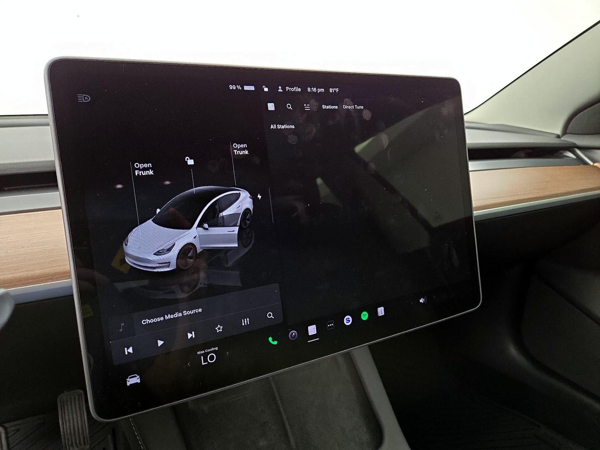 Thumbnail: 2023 Tesla Model 3 - 15