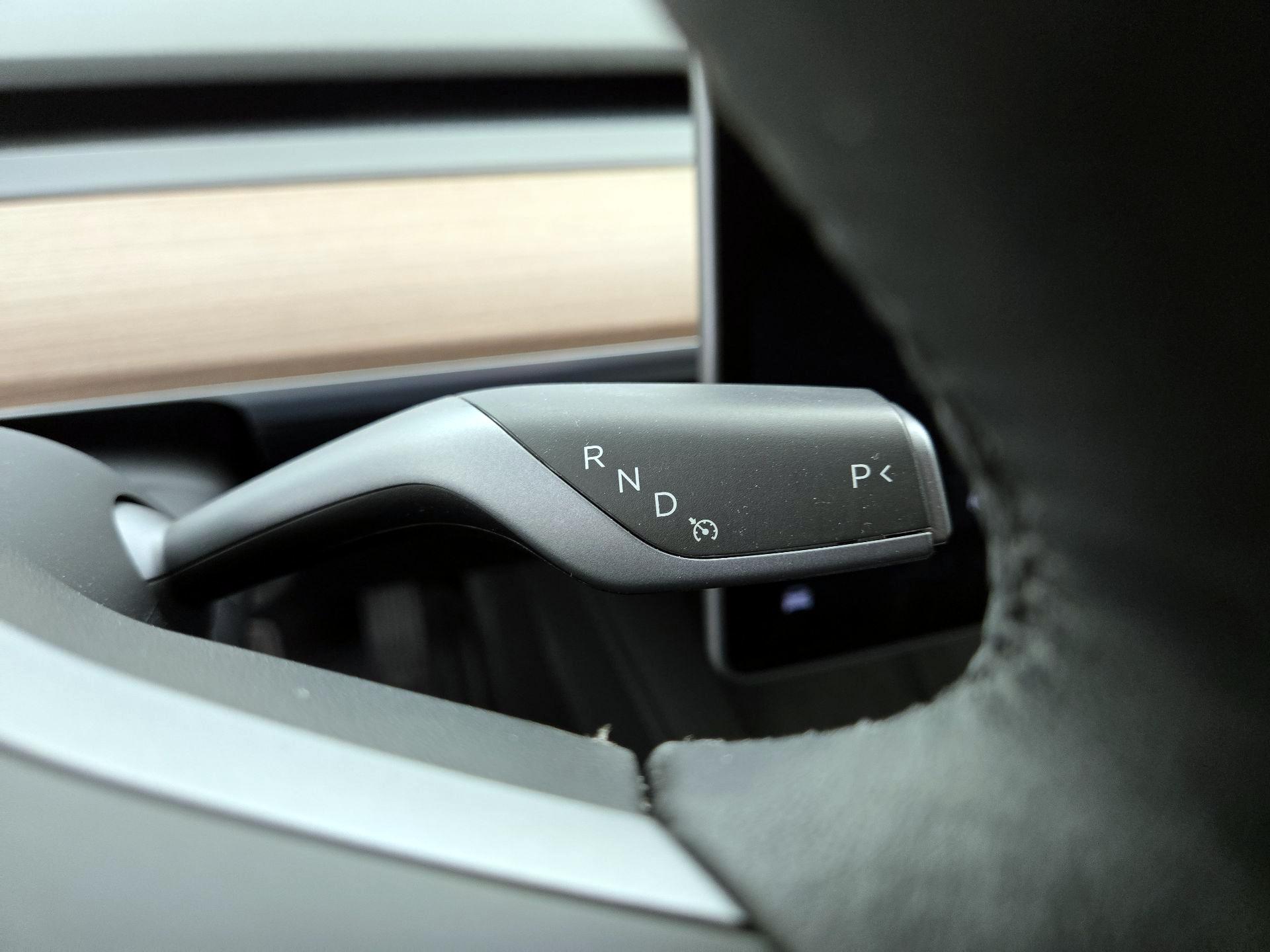 Thumbnail: 2023 Tesla Model 3 - 17