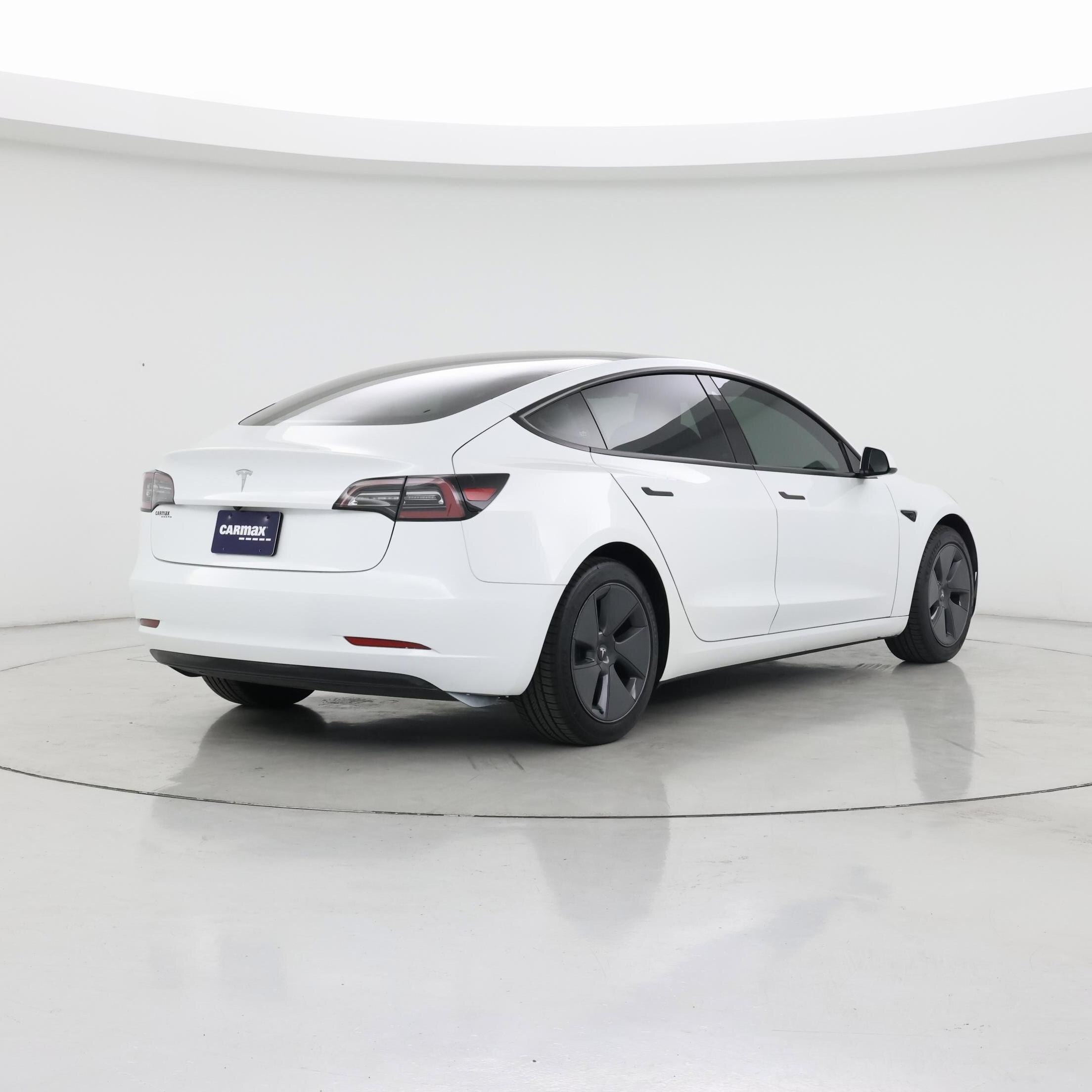 Thumbnail: 2023 Tesla Model 3 - 8