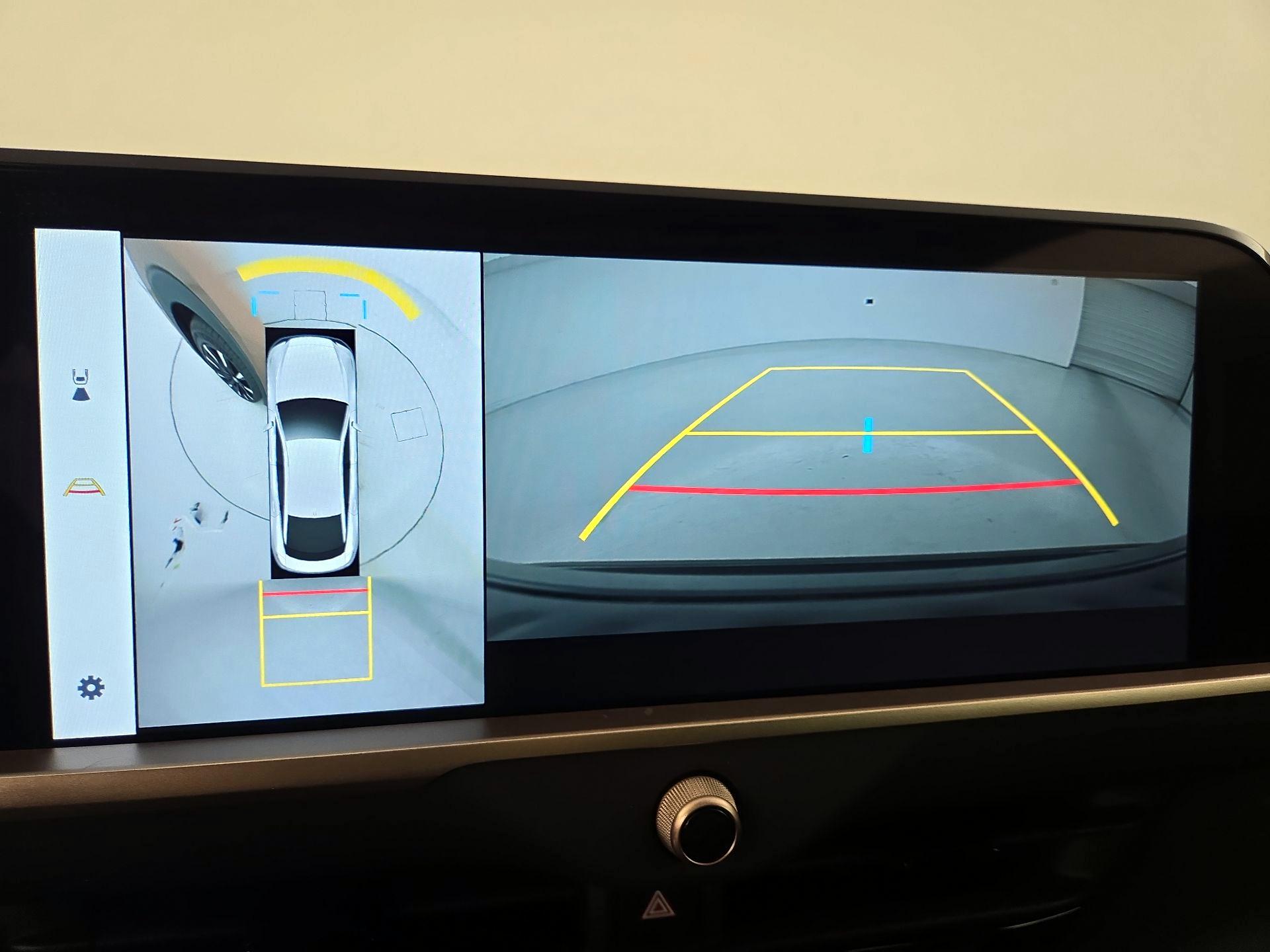 Thumbnail: 2024 Toyota Crown - 14