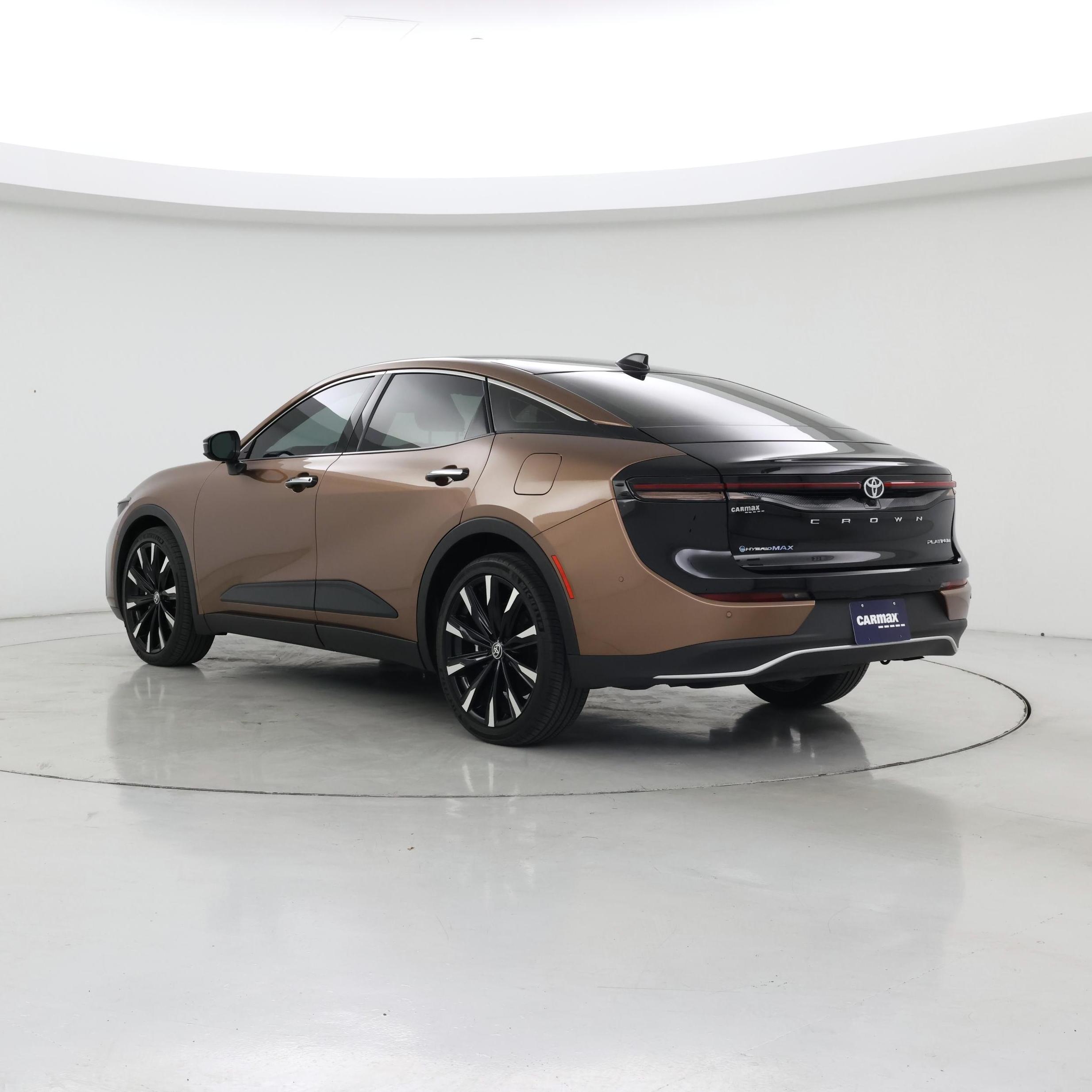 Thumbnail: 2024 Toyota Crown - 2