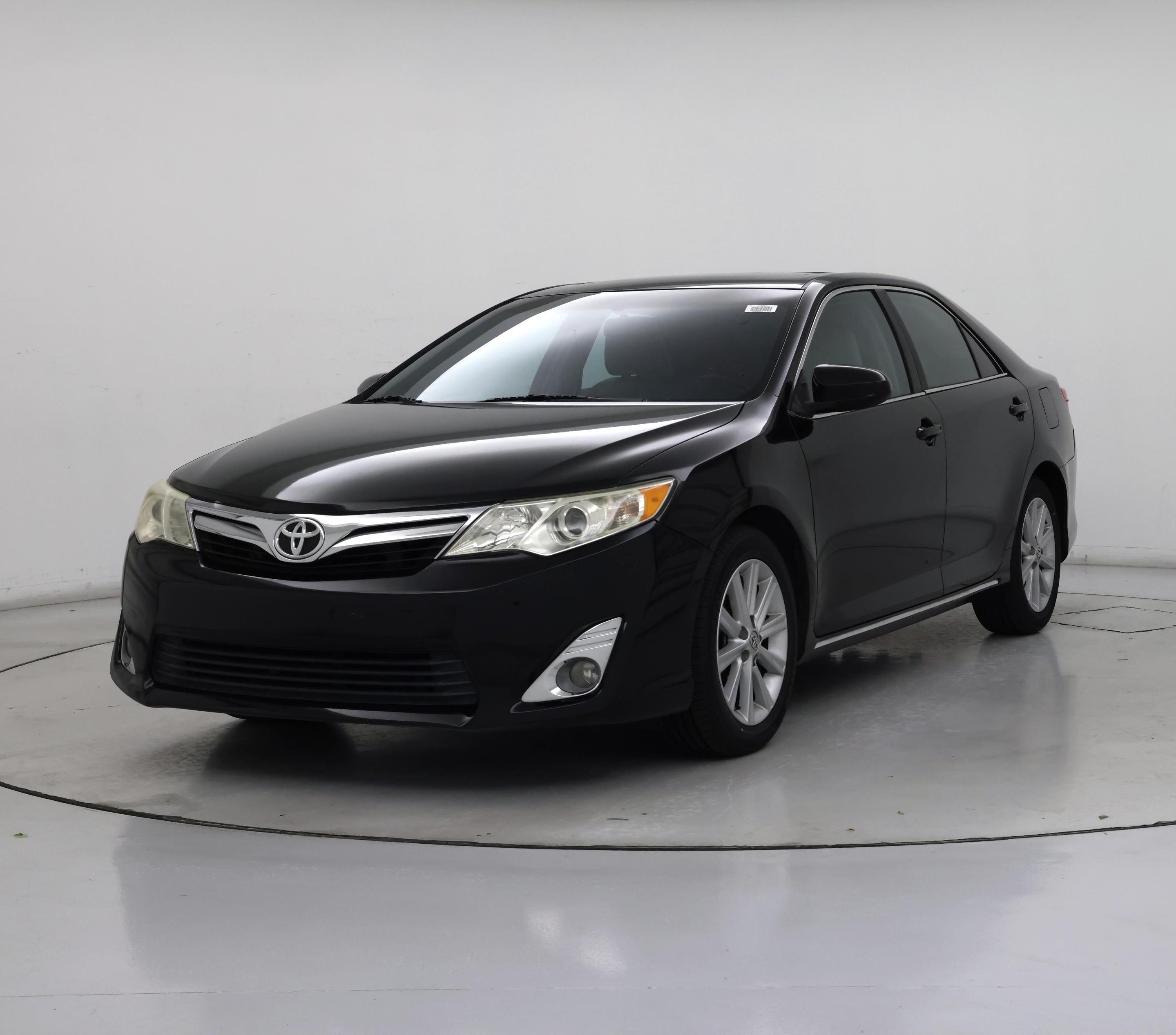 Thumbnail: 2014 Toyota Camry - 4