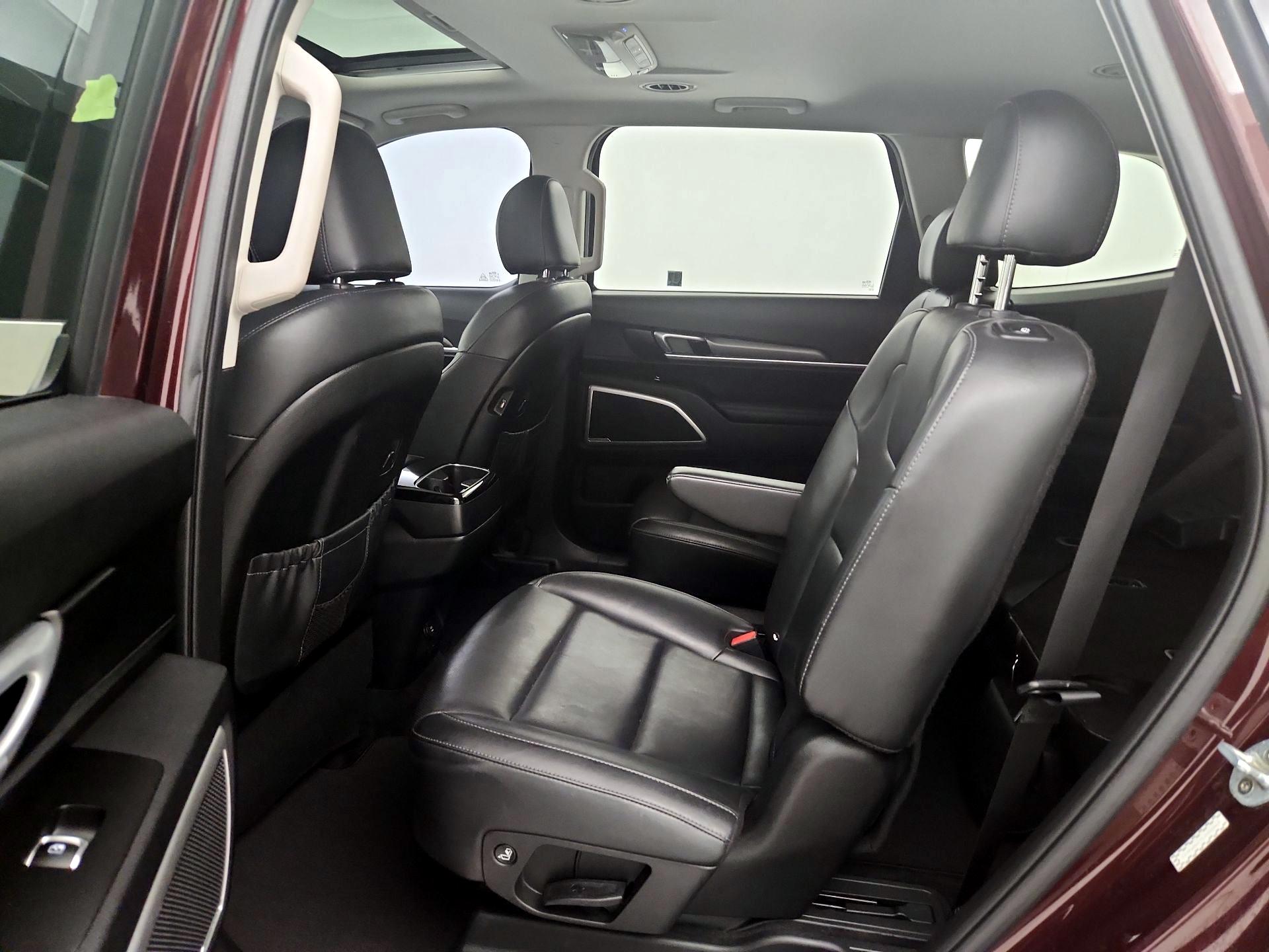 Thumbnail: 2020 Kia Telluride - 20