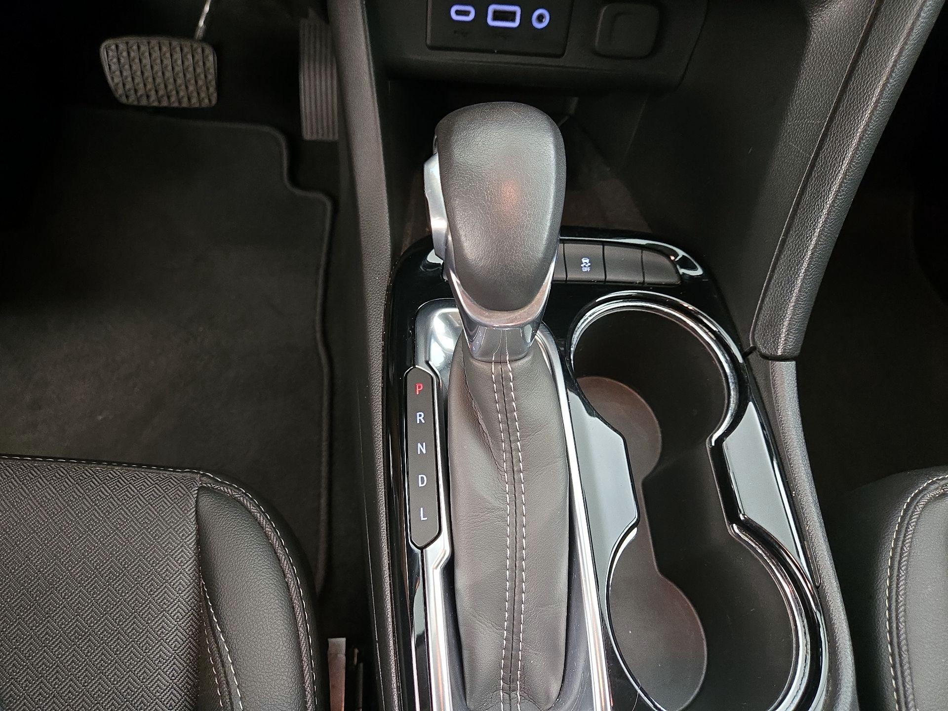 Thumbnail: 2022 Buick Encore GX - 17