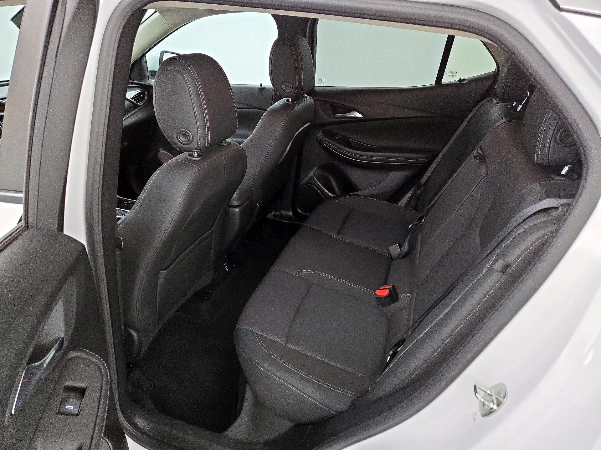 Thumbnail: 2022 Buick Encore GX - 19