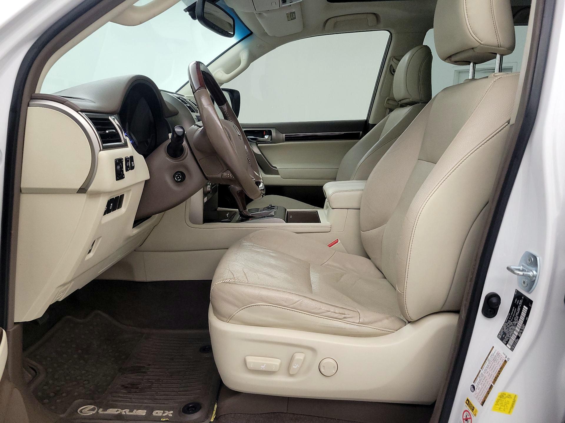 Thumbnail: 2019 Lexus GX - 11