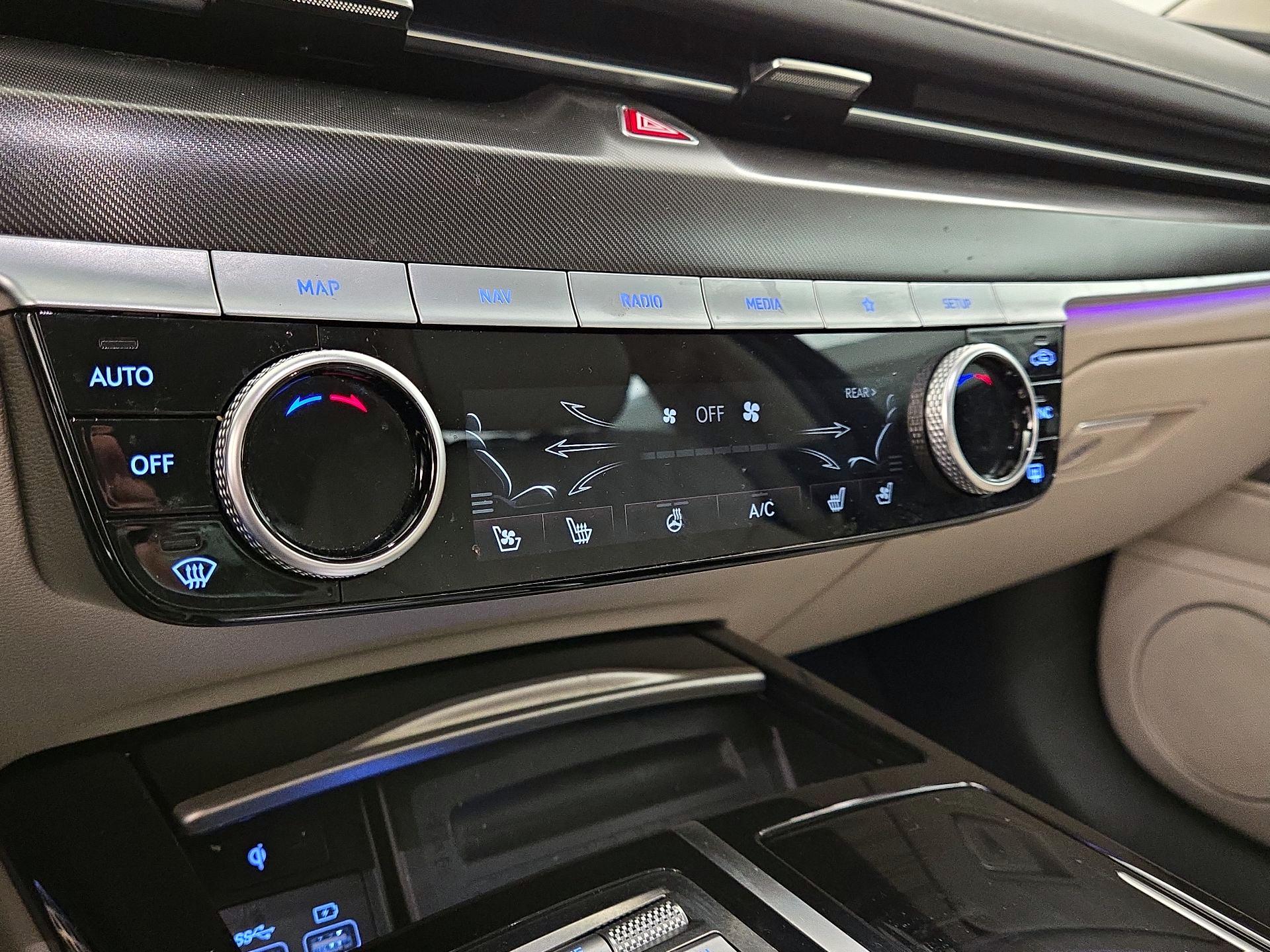 Thumbnail: 2023 Genesis G80 - 17