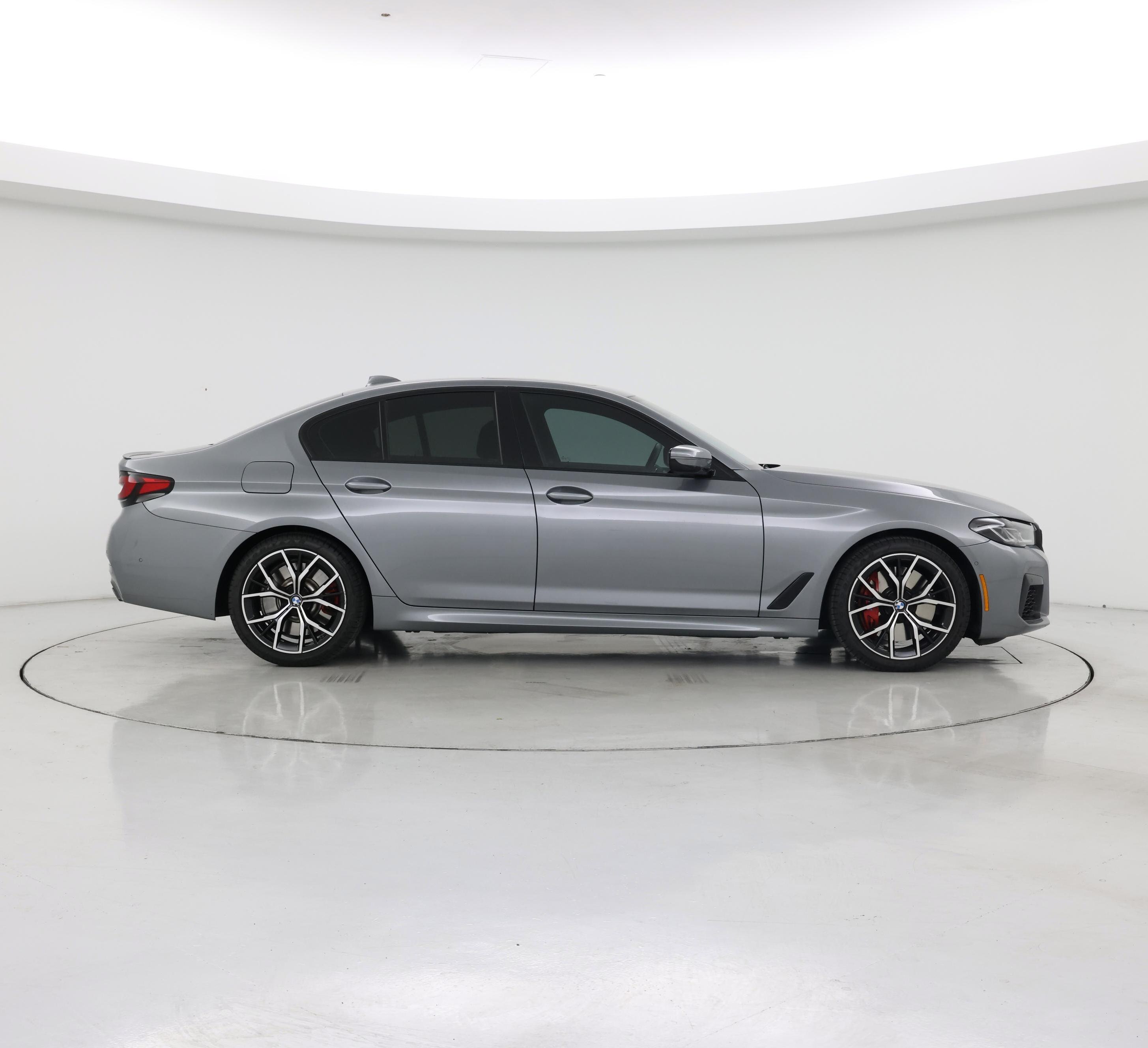 Thumbnail: 2023 BMW 5 Series - 7