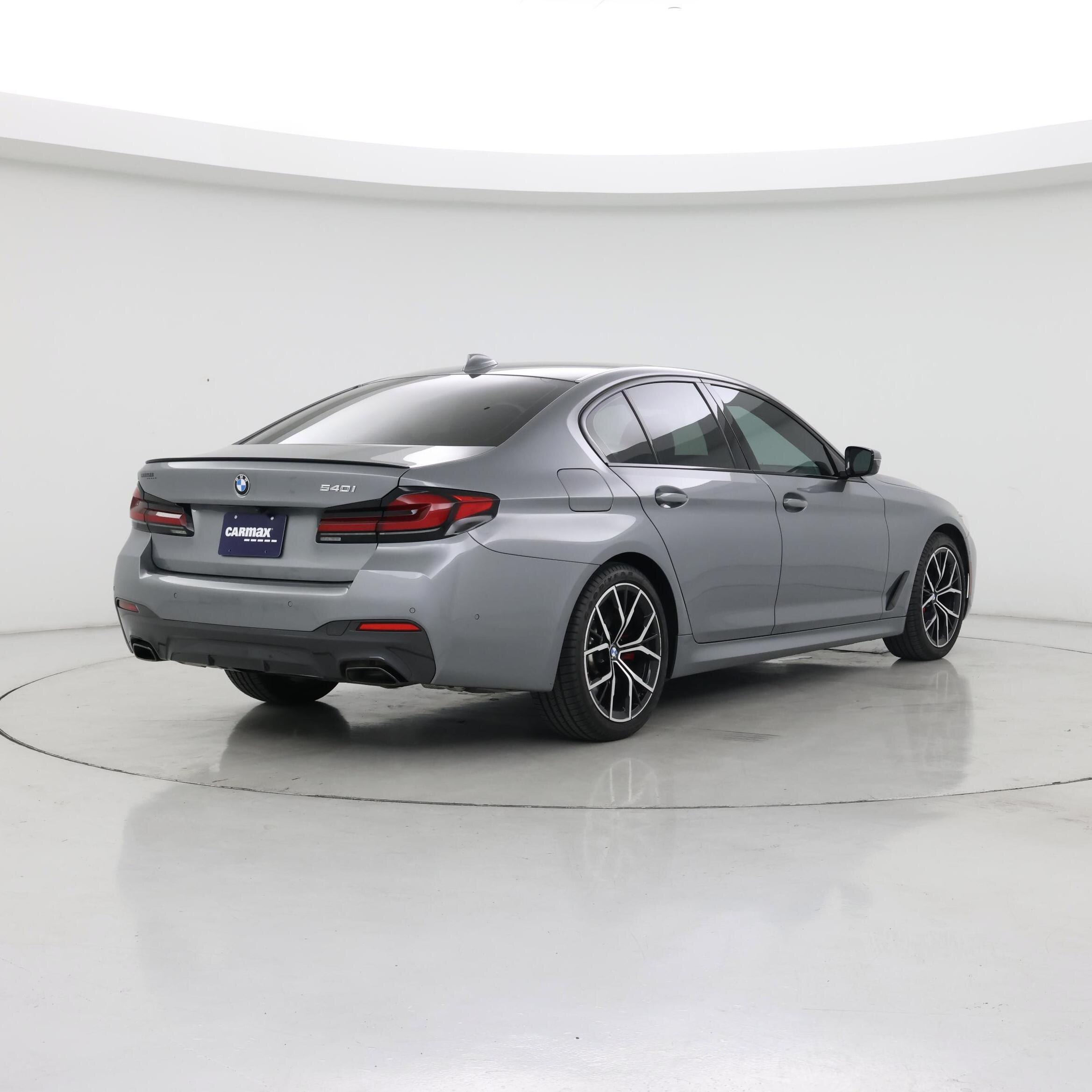 Thumbnail: 2023 BMW 5 Series - 8