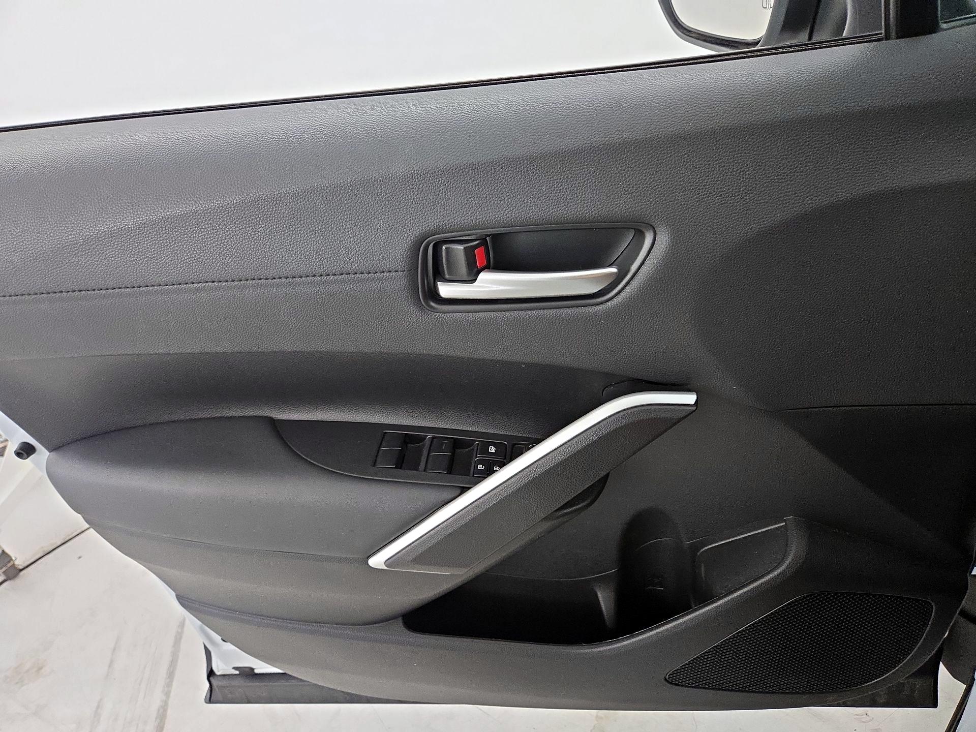 Thumbnail: 2025 Toyota Corolla Cross - 12