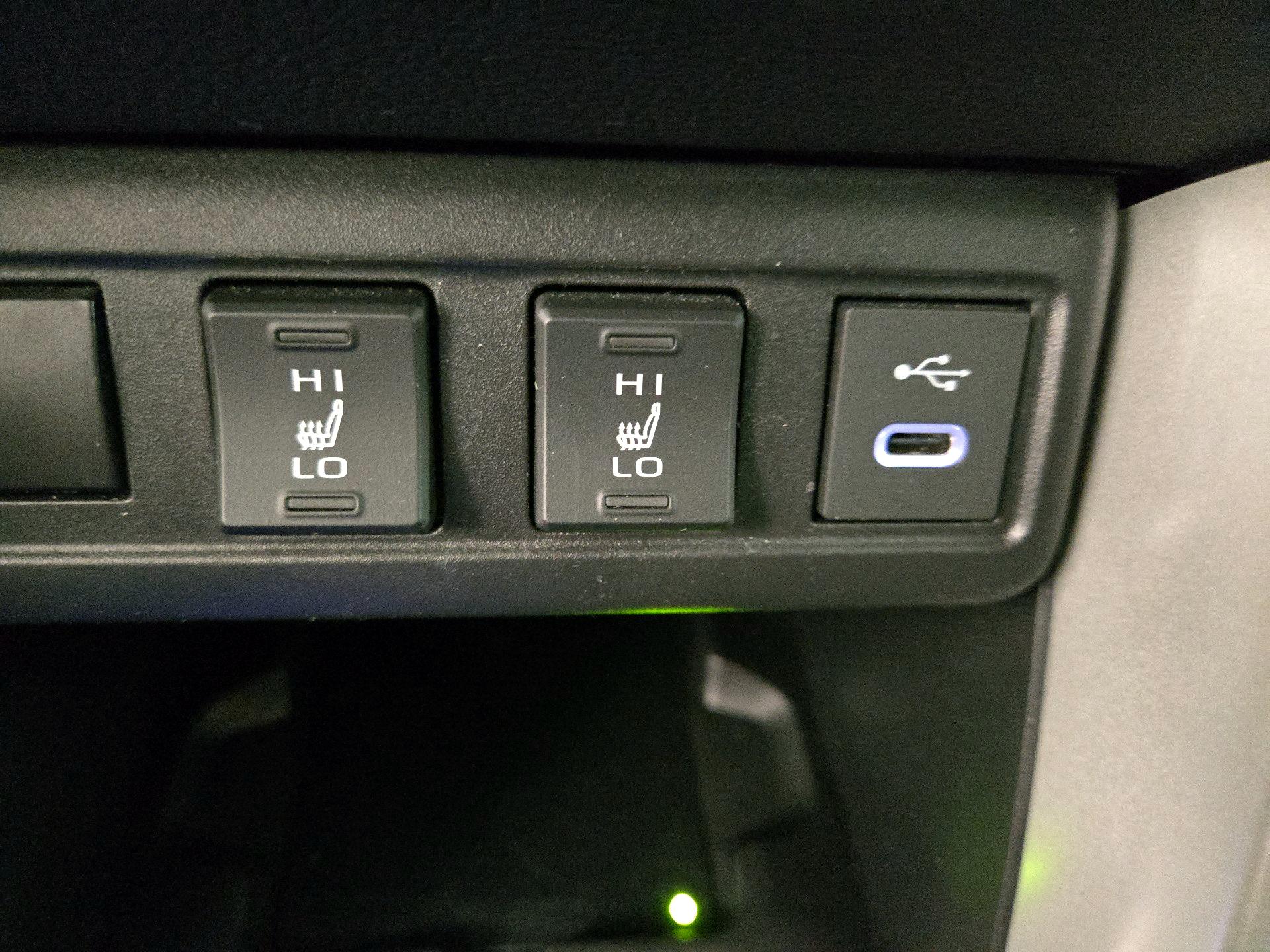 Thumbnail: 2025 Toyota Corolla Cross - 18