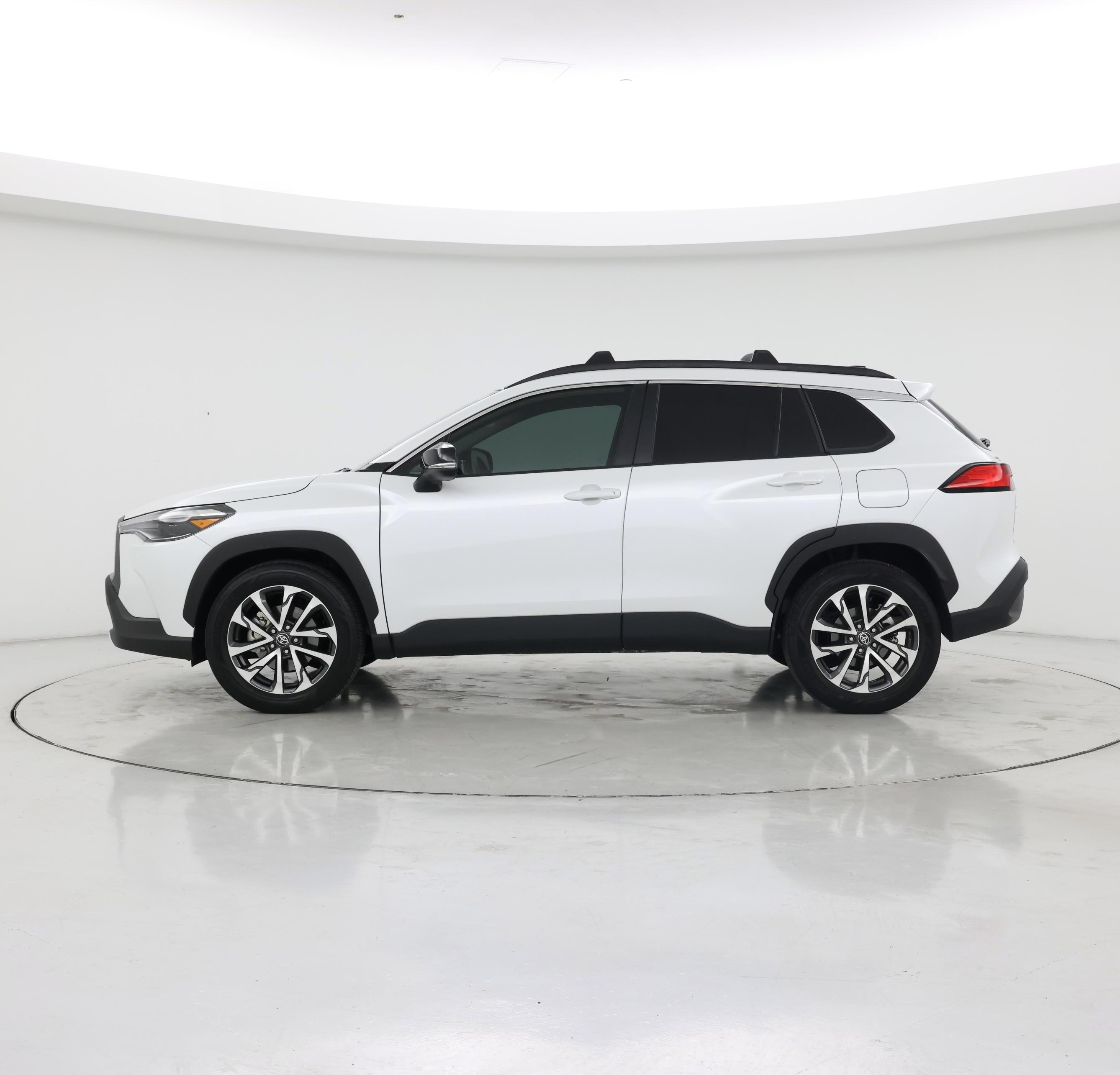 Thumbnail: 2025 Toyota Corolla Cross - 3