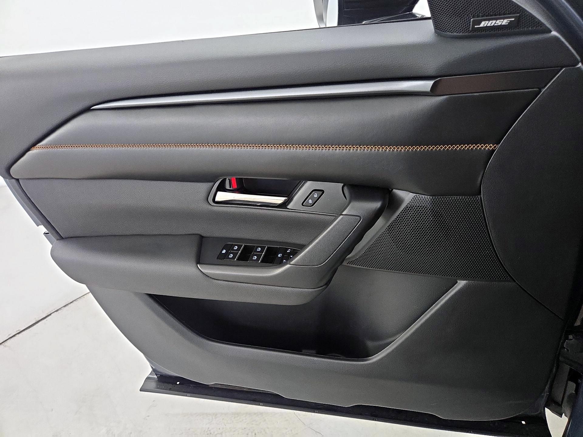 Thumbnail: 2025 Mazda CX-50 - 12