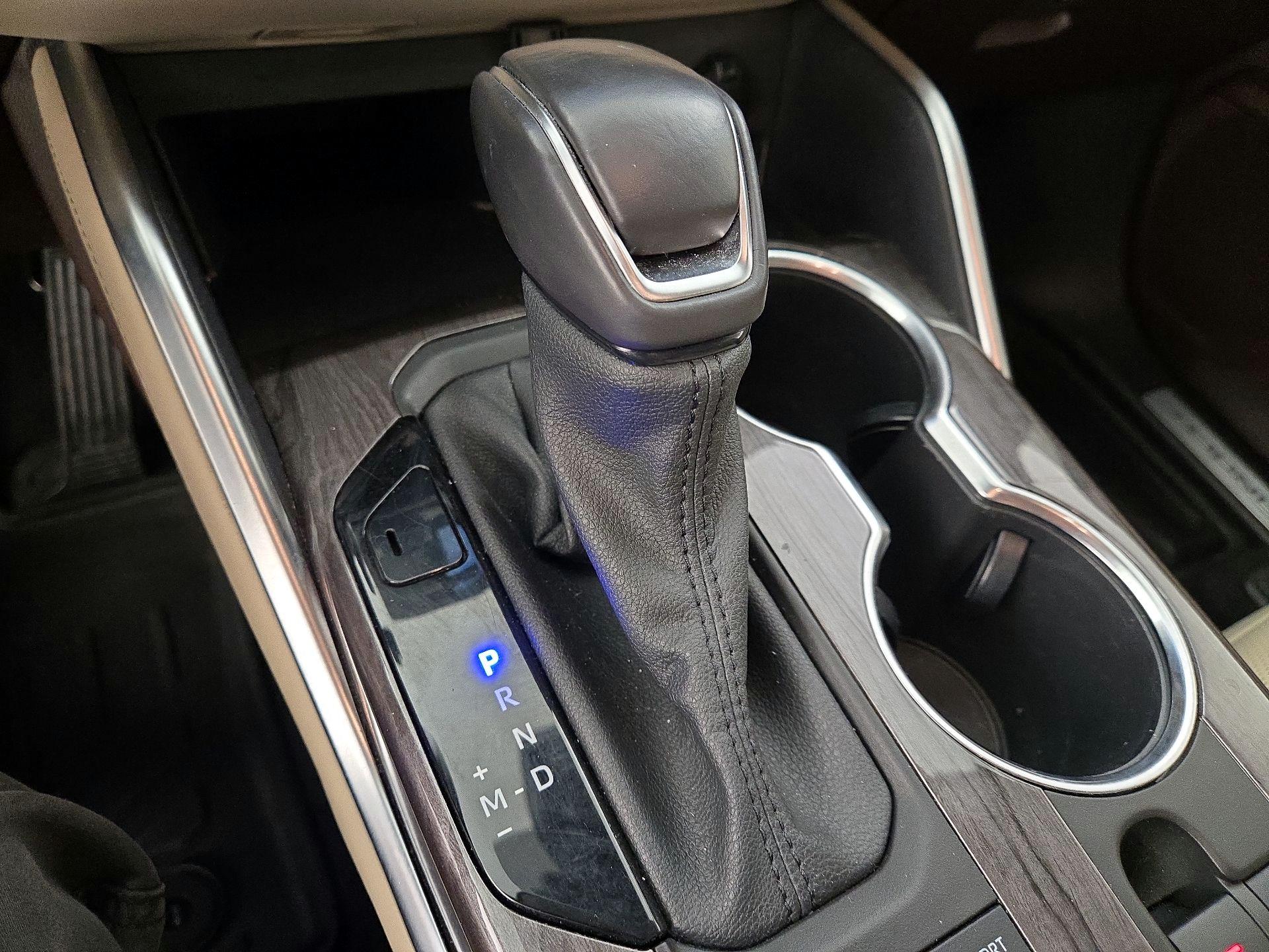 Thumbnail: 2021 Toyota Highlander - 18