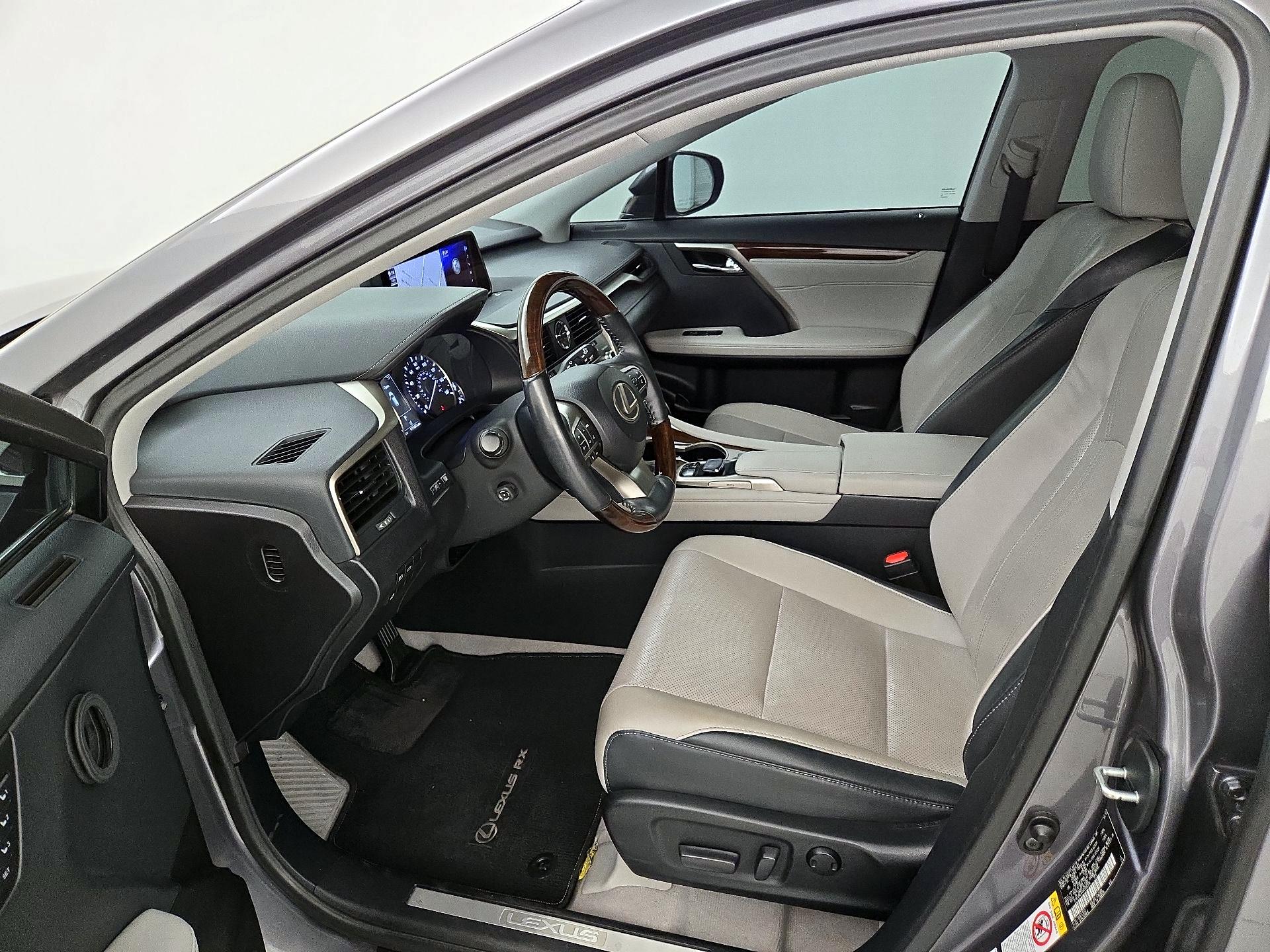 Thumbnail: 2017 Lexus RX - 11