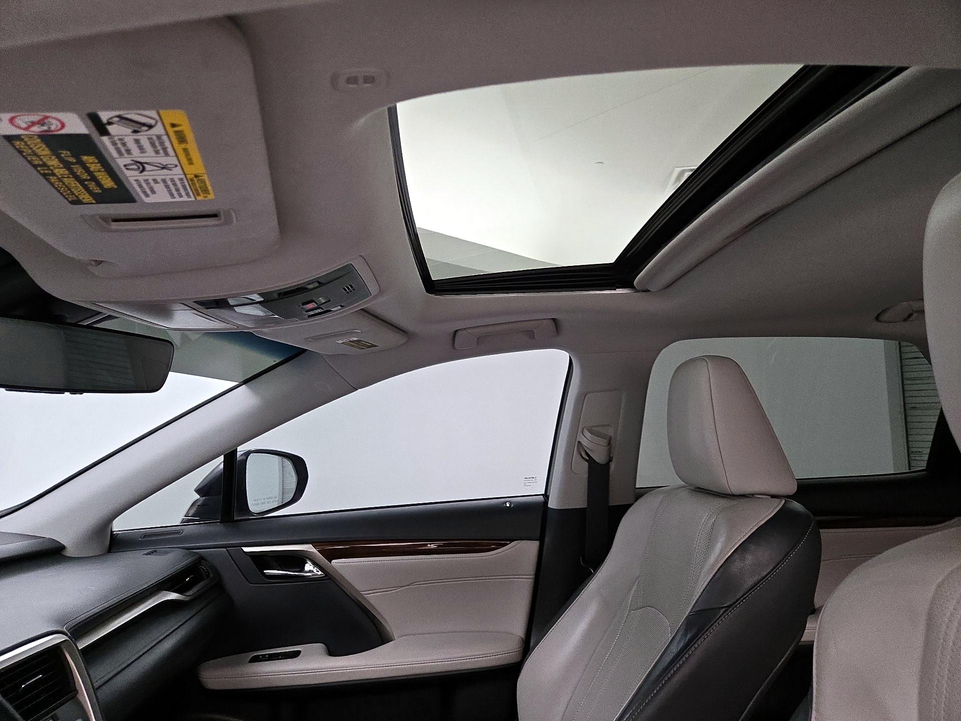 Thumbnail: 2017 Lexus RX - 20