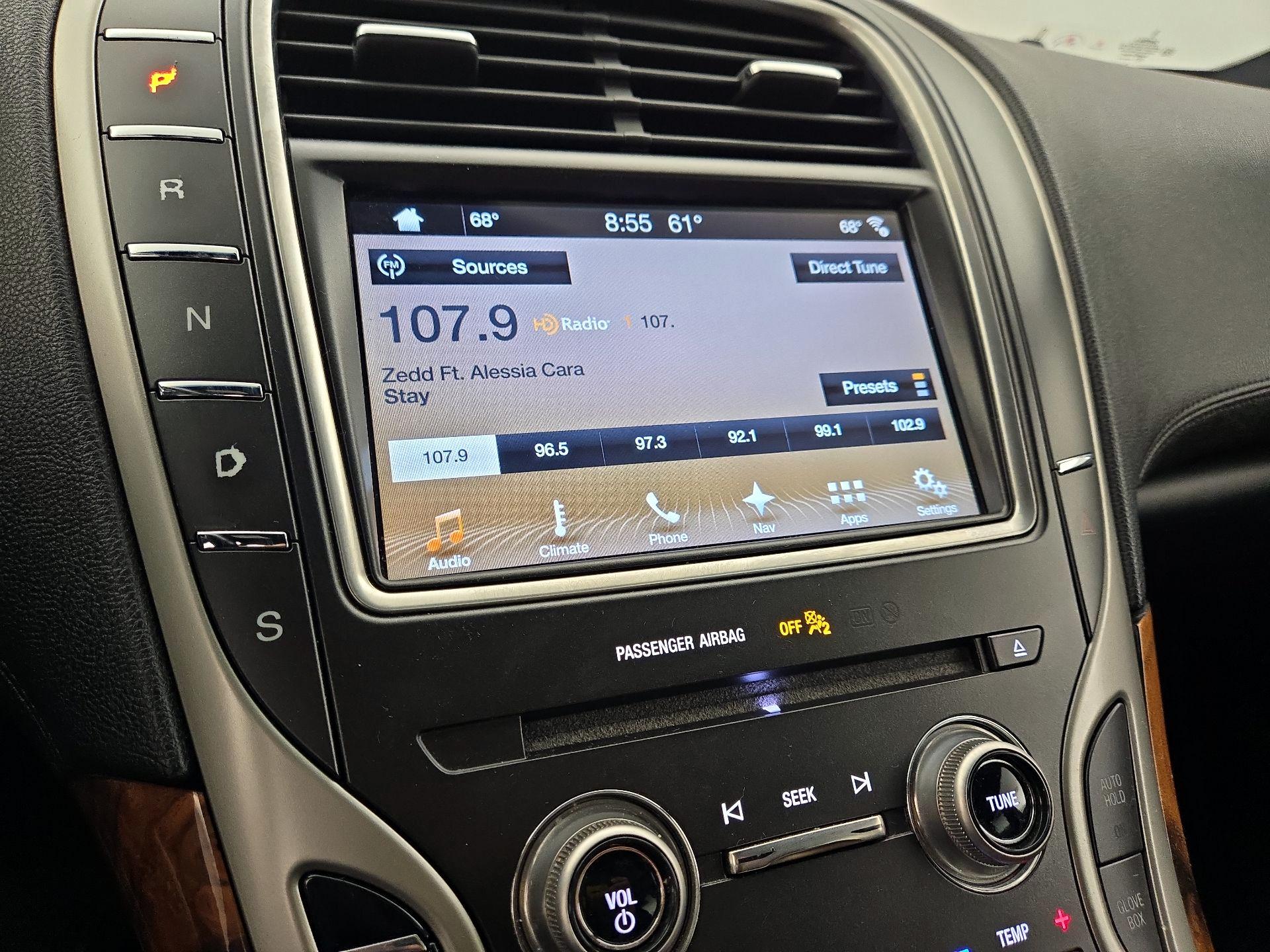 Thumbnail: 2017 Lincoln MKX - 16