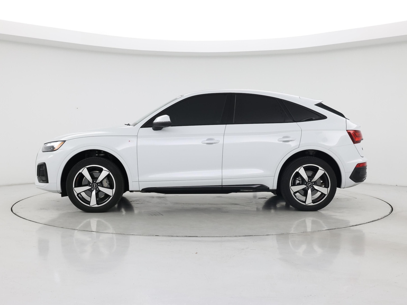 2023 Audi Q5 Sportback Premium Plus - Photo 4